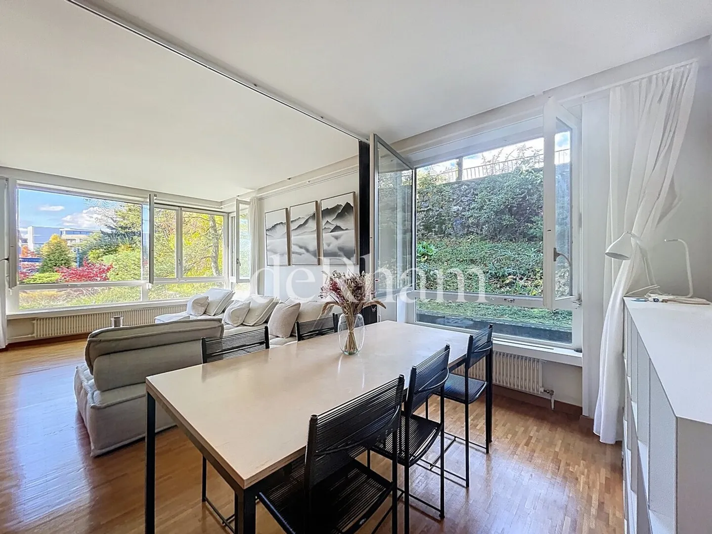 Bel appartement de 2,5 pièces au calme! - Photo 1 sur 11