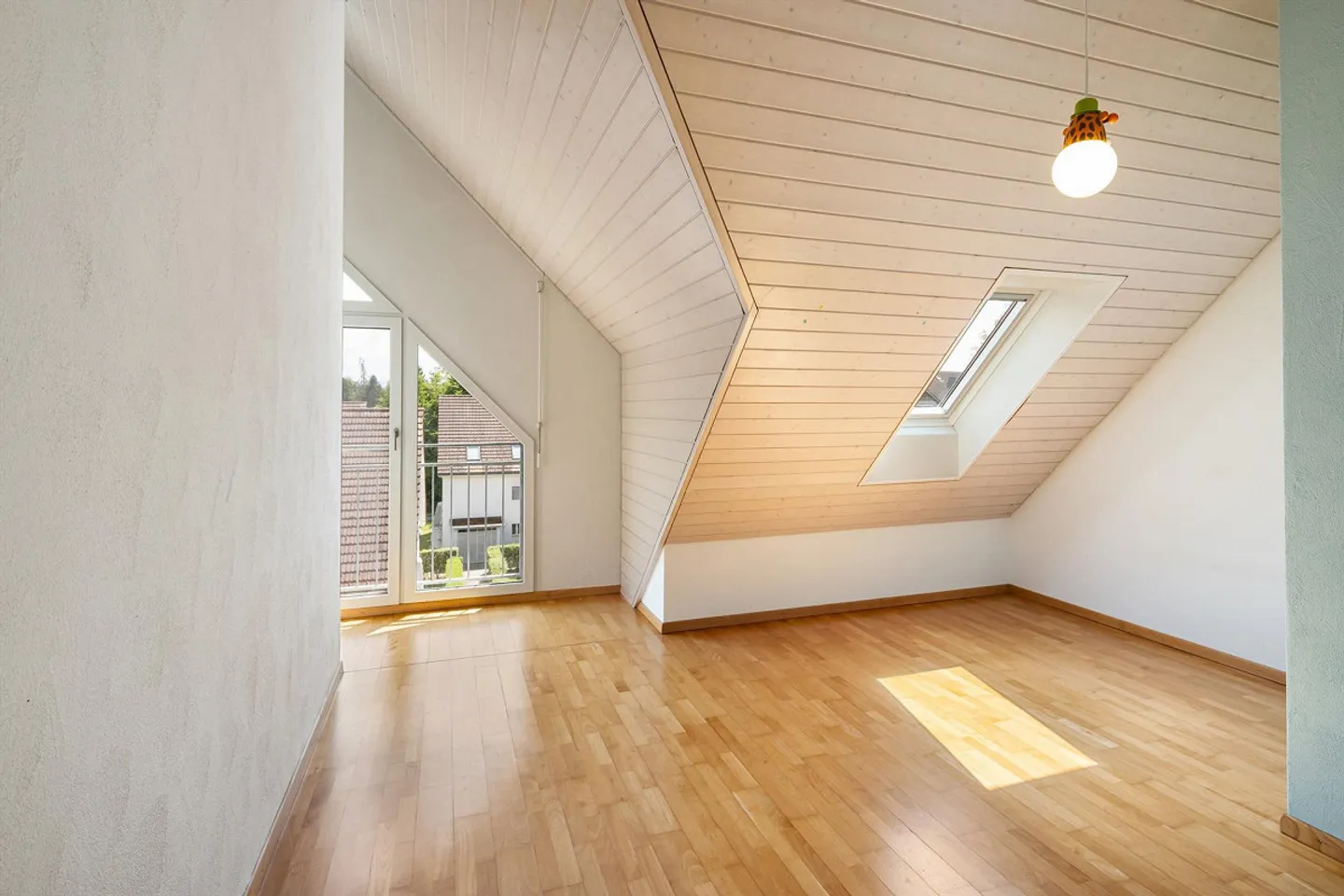 Living like in a single-family home: with roof terrace and plenty of privacy - Photo 12 of 13