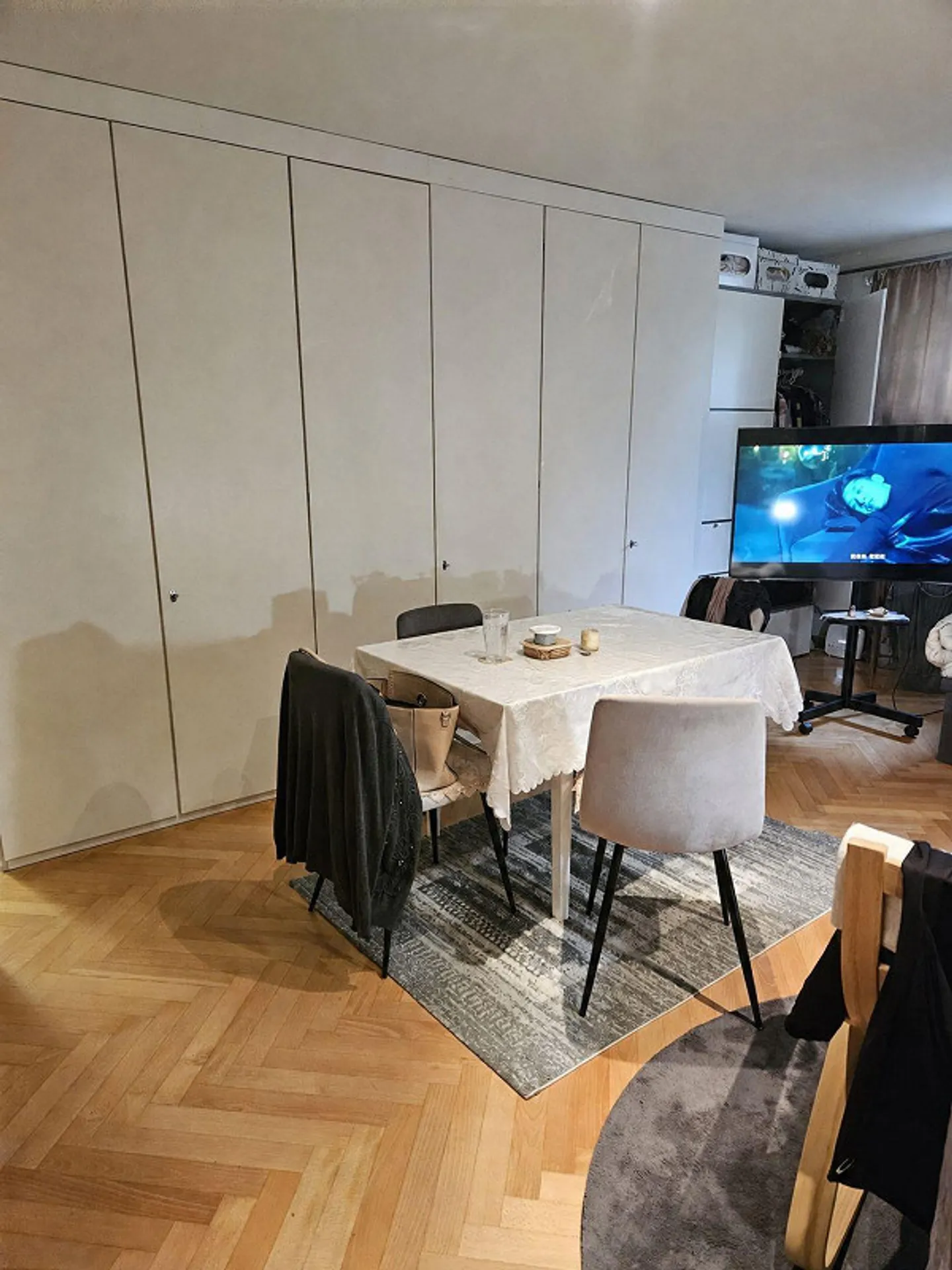 Accogliente appartamento con 1 camera a Binningen - Cercasi nuovo inquilino - Foto 2 di 6