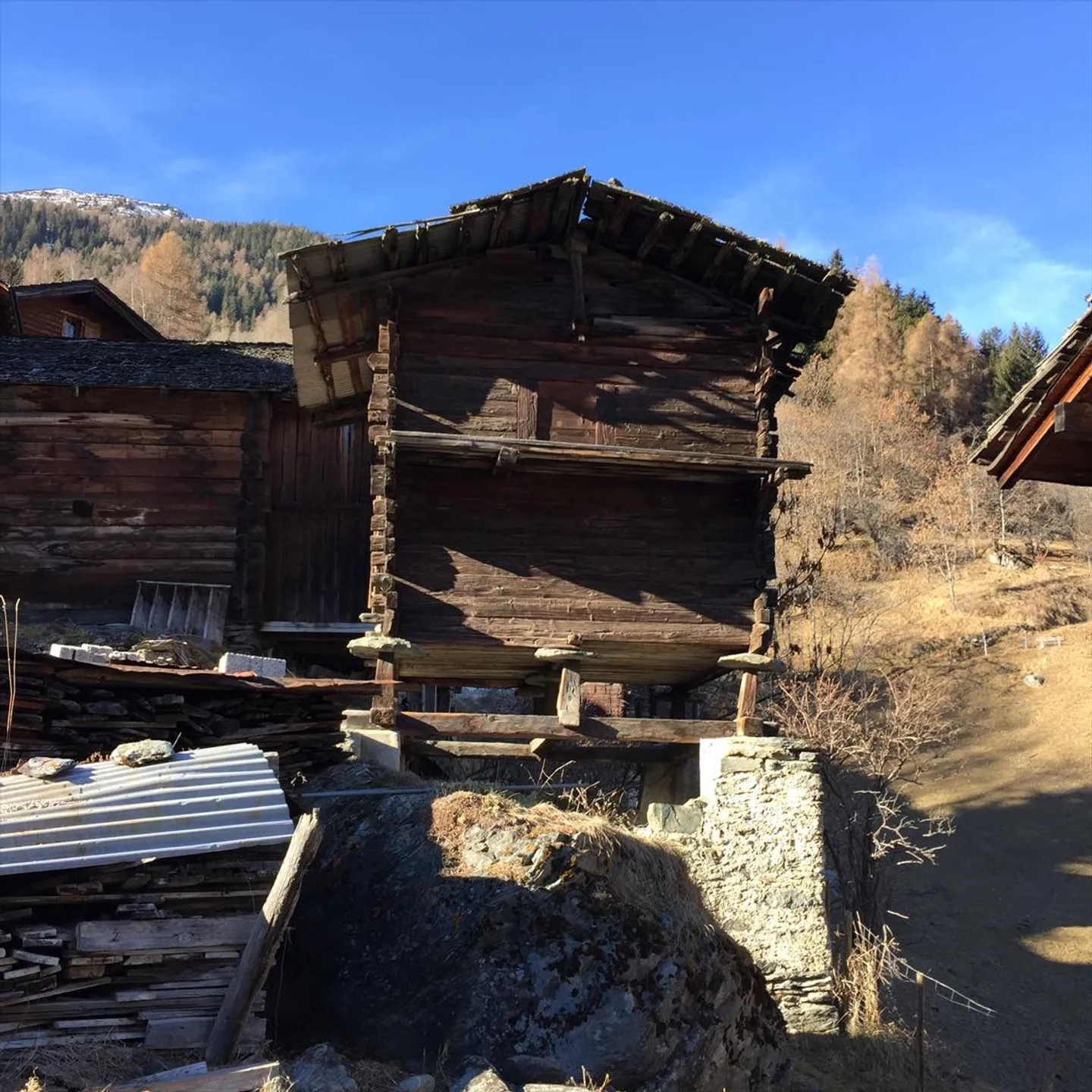 Rustic 2.5 rooms - Photo 3 of 10