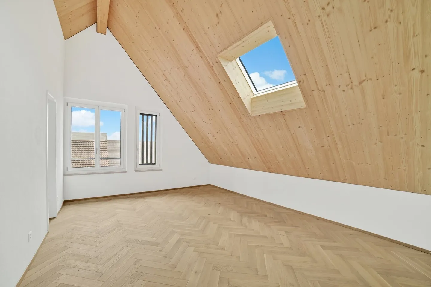 Geräumige Maisonette mit Galerie & Loggia - Foto 2 von 10