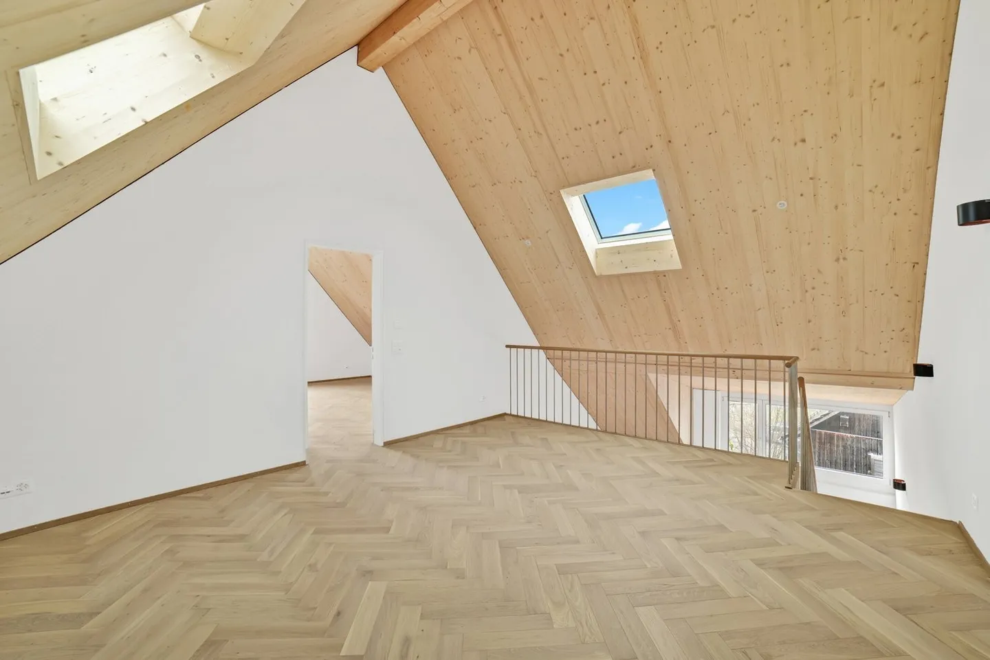 Geräumige Maisonette mit Galerie & Loggia - Foto 5 von 10