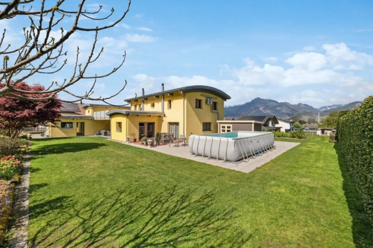 Villa moderna con annesso a Muraz-Collombey - Foto 2 di 13