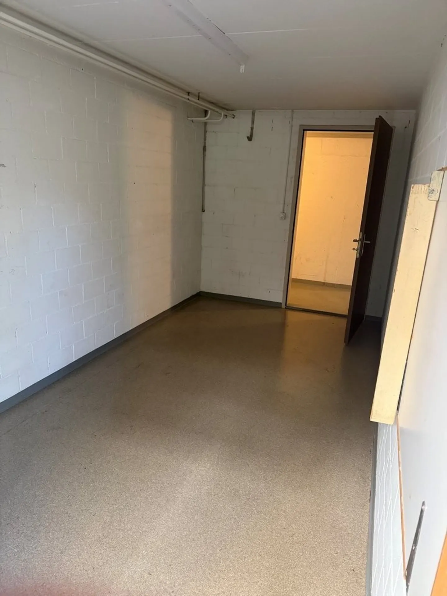 Stanza per il bricolage in una buona posizione a Buchs - Foto 3 di 3