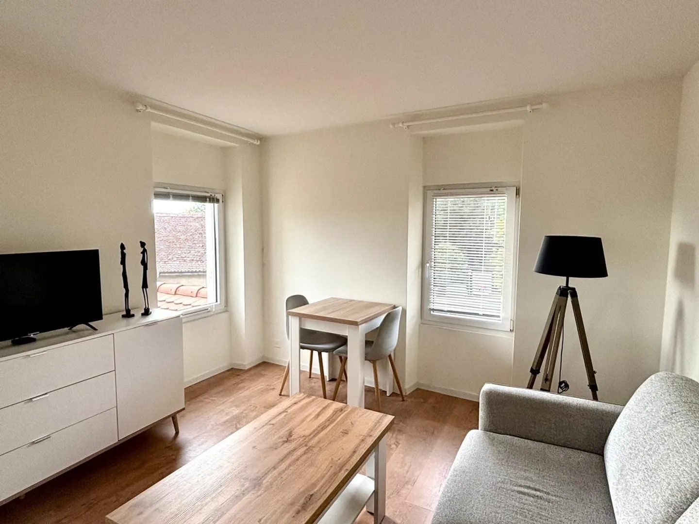 2 Rooms on the 1st Floor - Chemin du Miroir 2 - 1090 La Croix-sur-Lutry - Photo 4 of 7