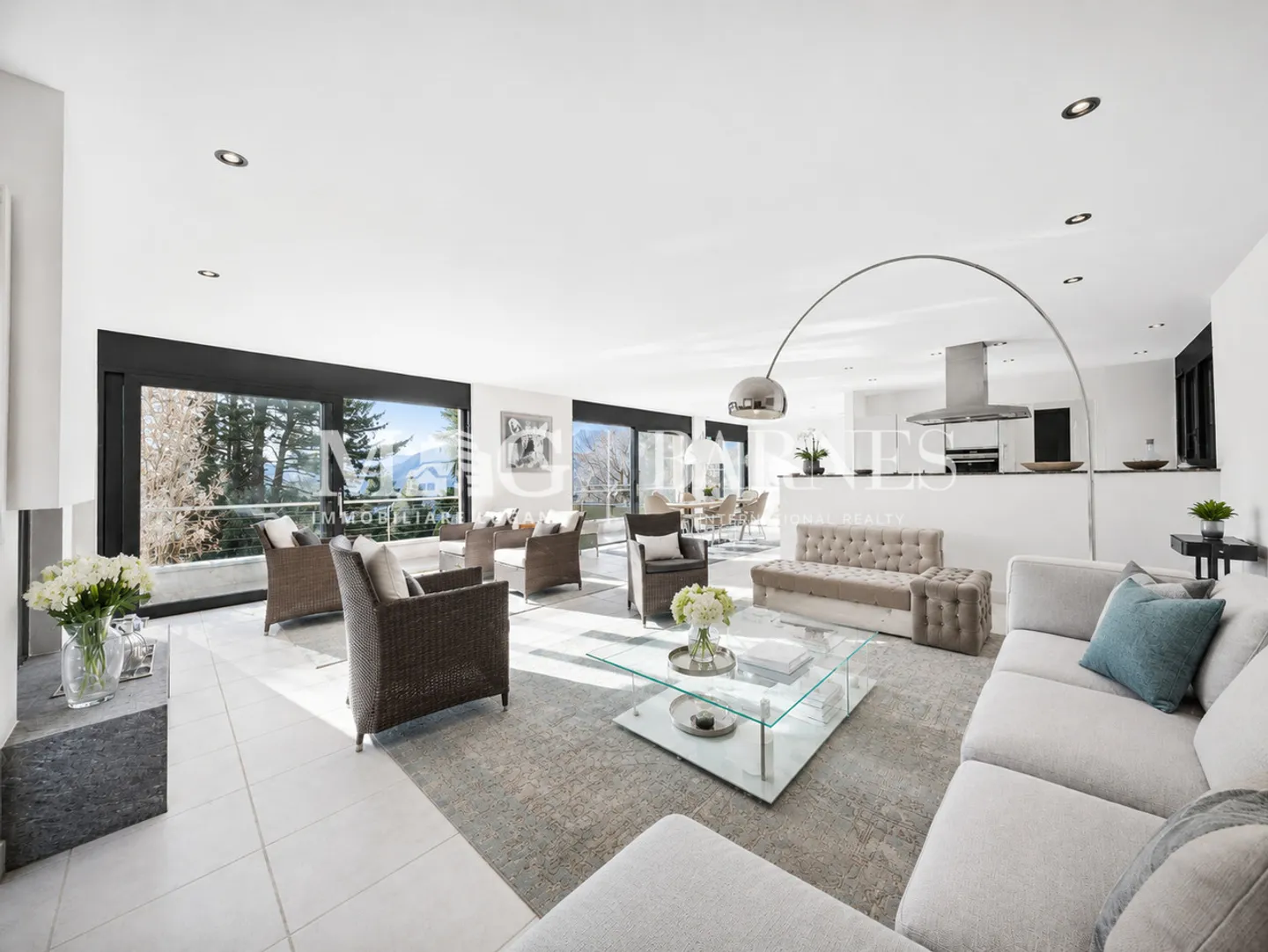 Villa prestigiosa con piscina - Foto 3 di 14