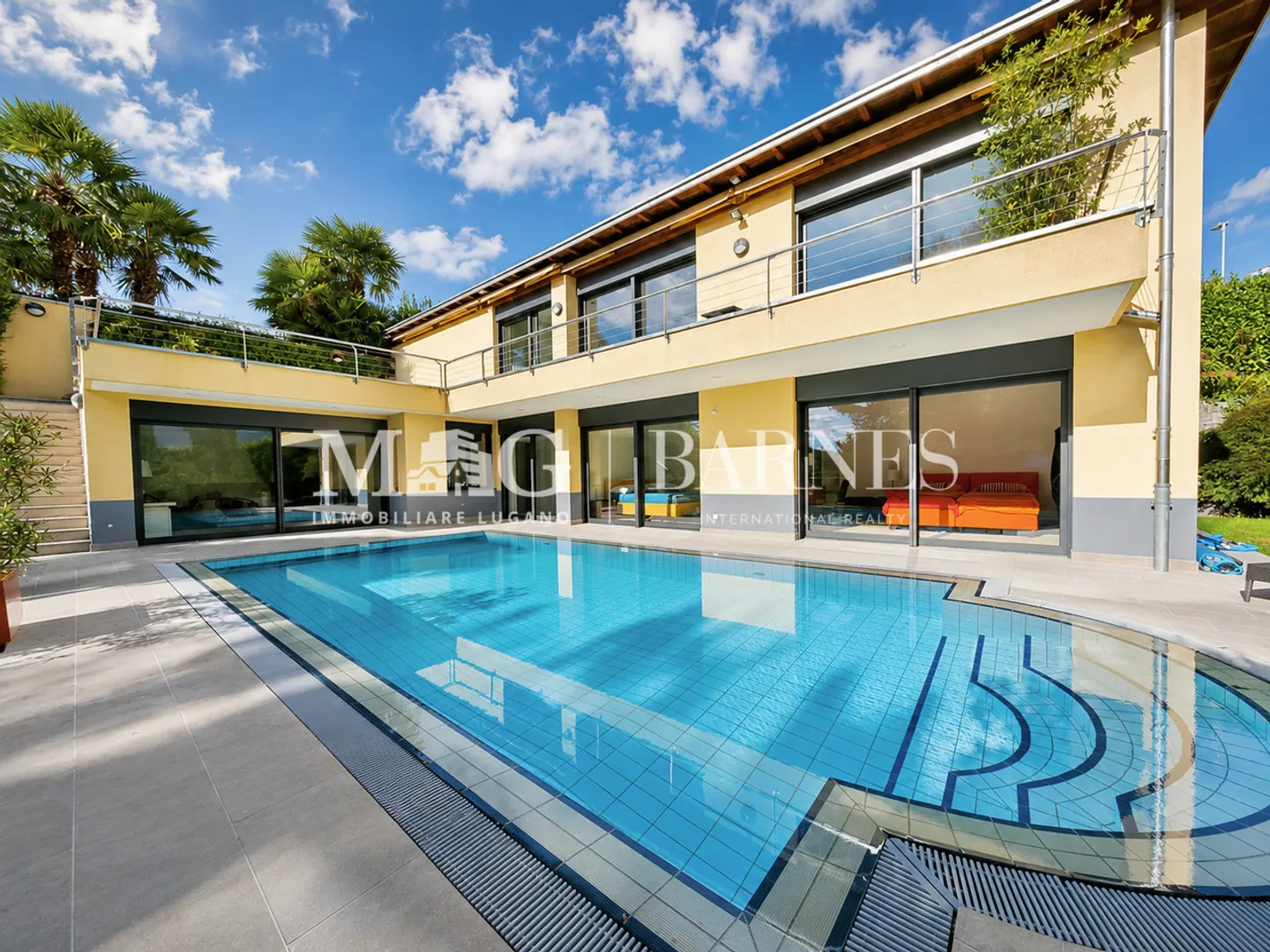 Villa prestigiosa con piscina - Foto 4 di 14