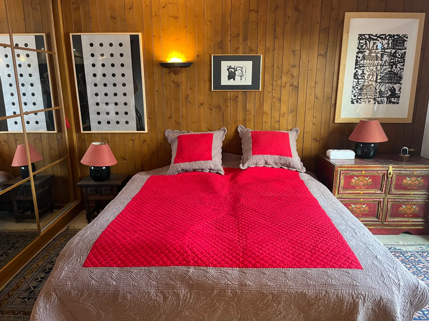 Furnished 1-room apartment - Photo 2 of 4