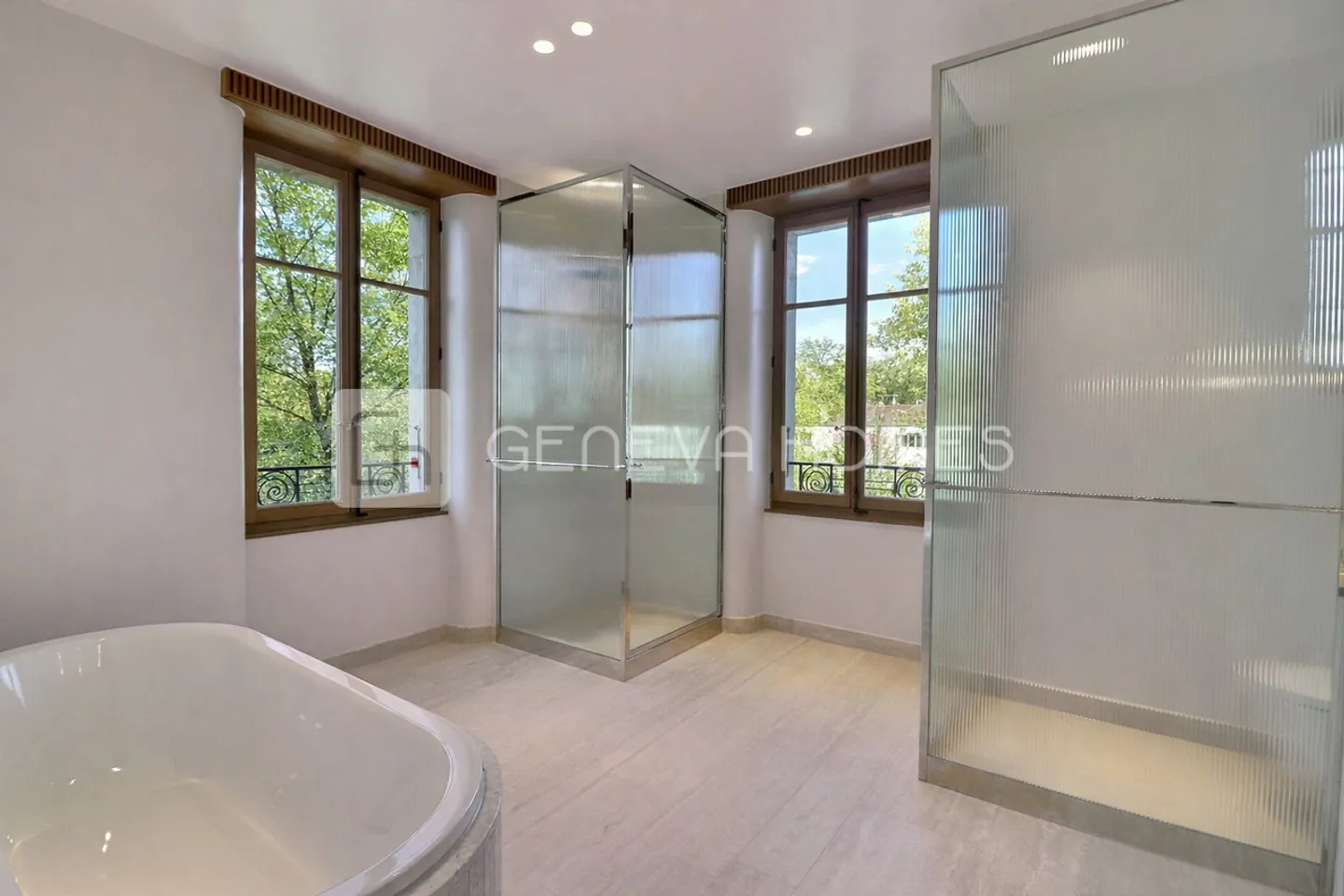 Fully renovated manor house - First occupation - Photo 9 of 11