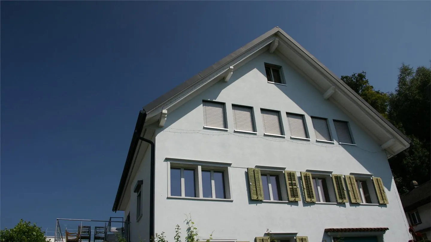 Large and bright 5-room apartment with Swedish stove, winter garden, balcony - Photo 20 of 26