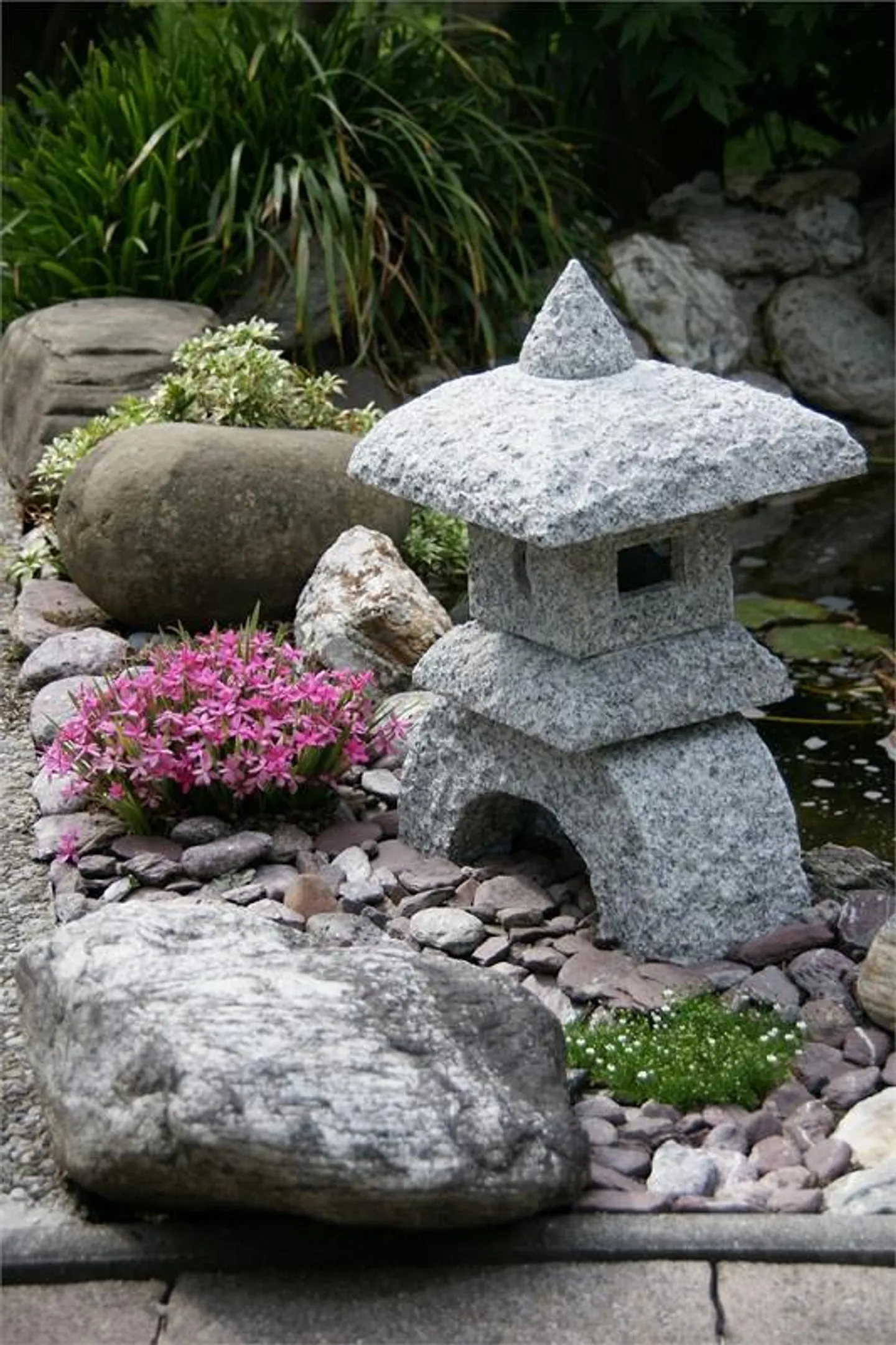 Large and bright 5-room apartment with Swedish stove, winter garden, balcony - Photo 23 of 26