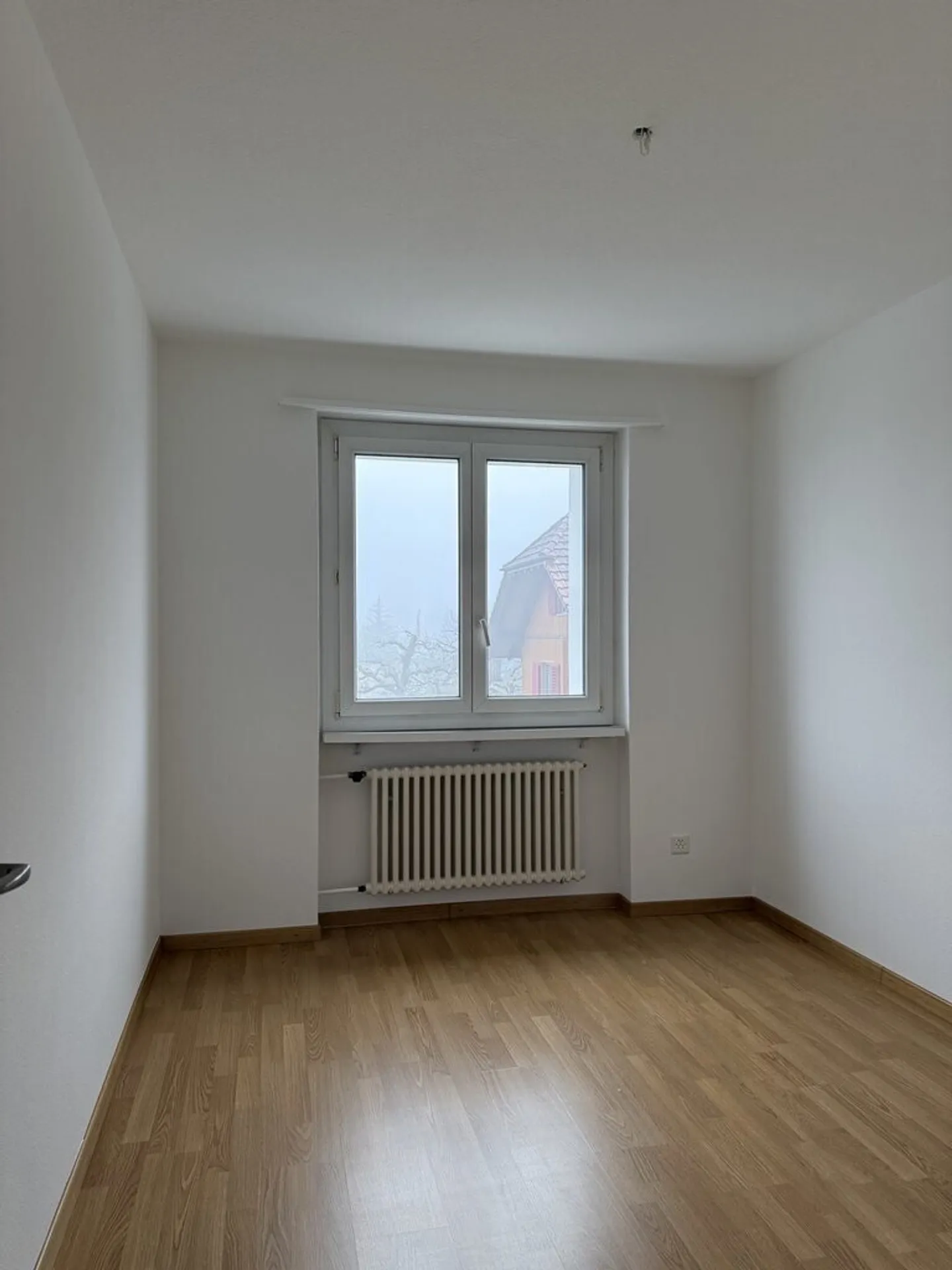 Attractive apartment in a green, quiet location! - Photo 4 of 8