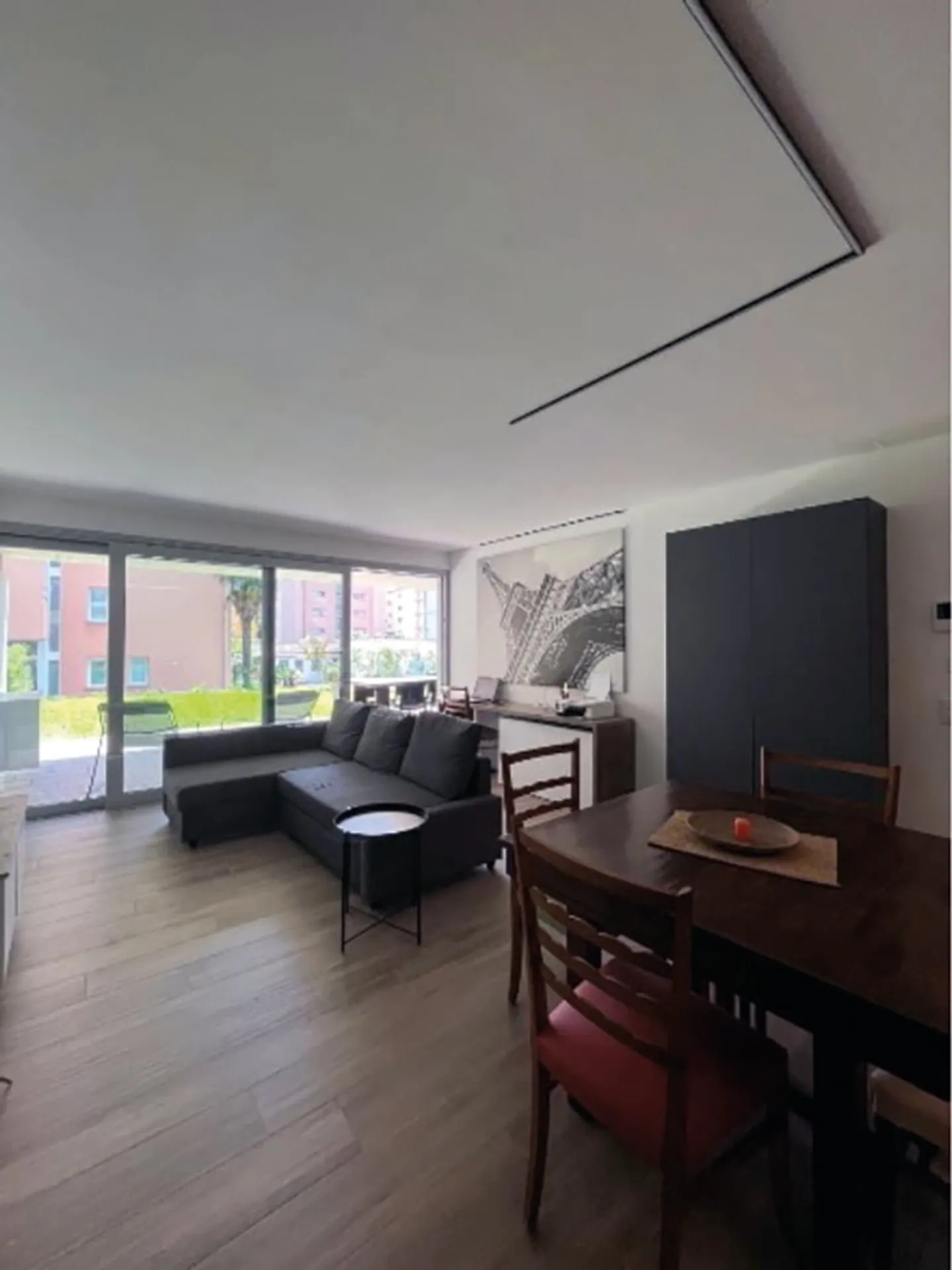 Appartamento al piano terra con 2 ½ camere e grande terrazza coperta - Foto 10 di 13