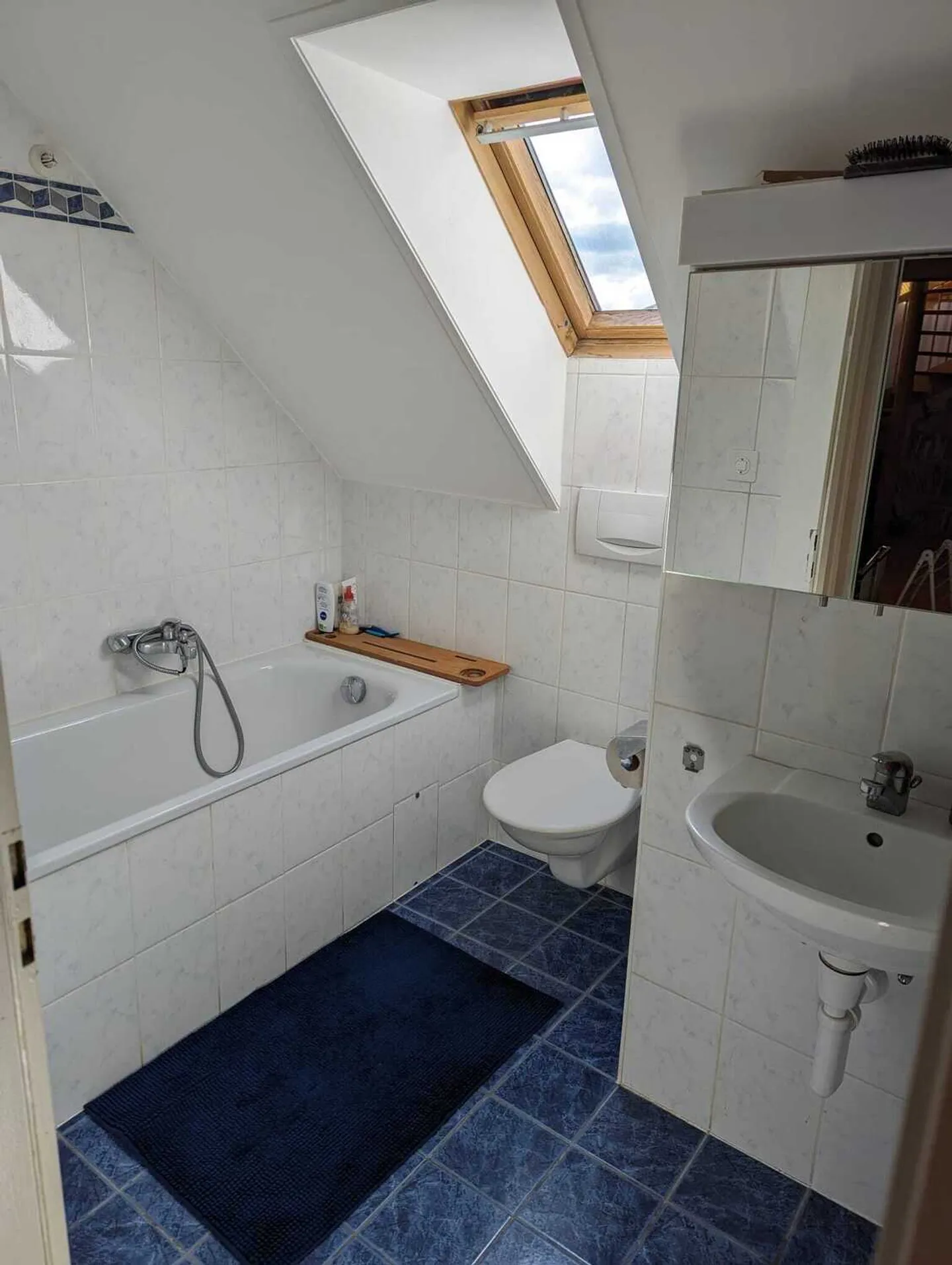 APPARTEMENT 5 PIÈCES À GENÈVE - CENTRE, MEUBLÉ, DURÉE DÉTERMINÉE - Photo 10 sur 10