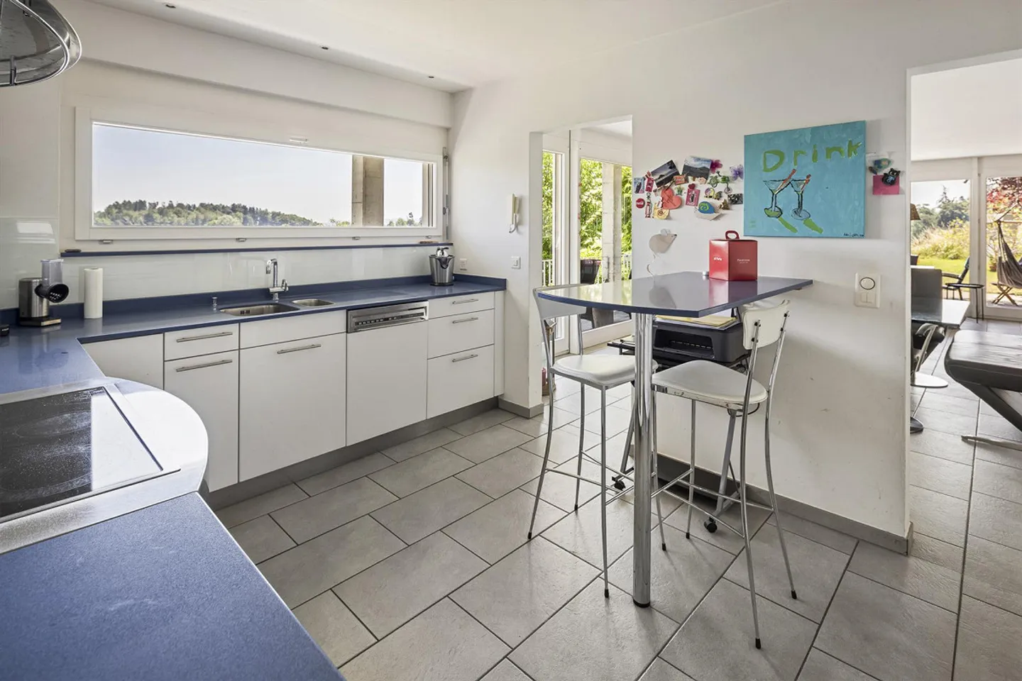 Geräumiges Familienhaus mit Garten - Foto 7 von 13