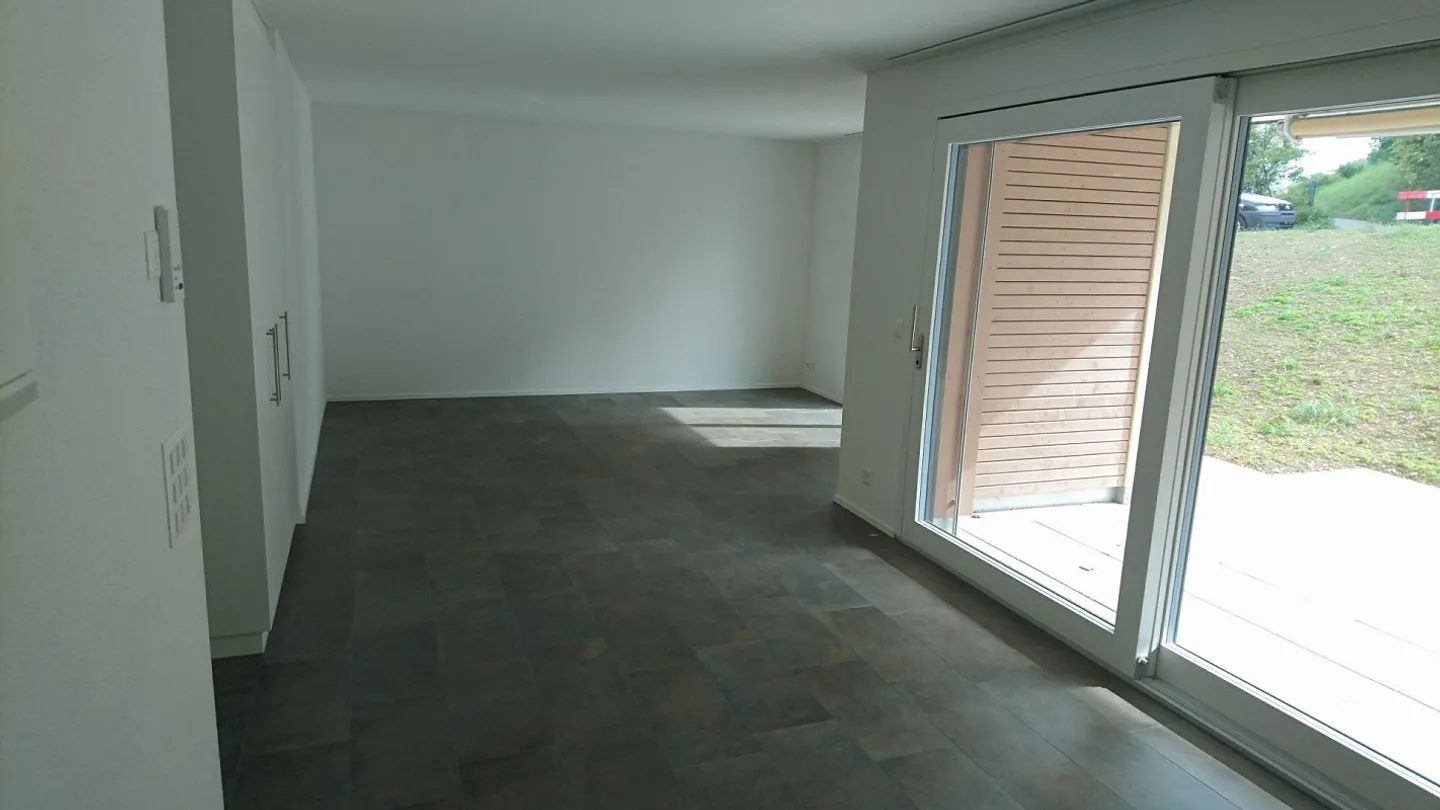 Appartamento moderno con terrazza e lavanderia privata! - Foto 7 di 10