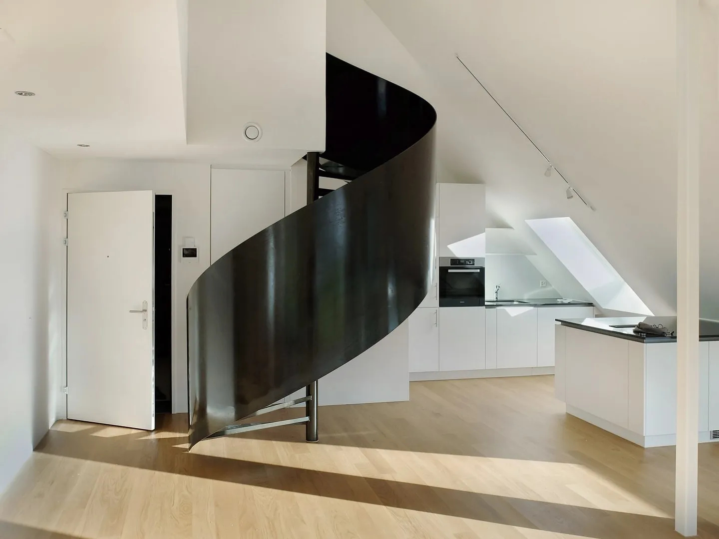 Modern Living with a View and Evening Sun - Photo 2 of 6