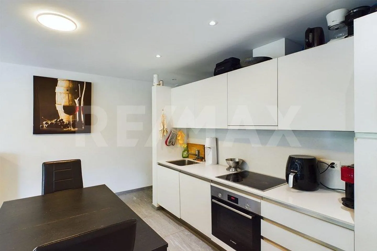 Modern apartments of 21/2 rooms immersed in nature - Photo 9 of 13