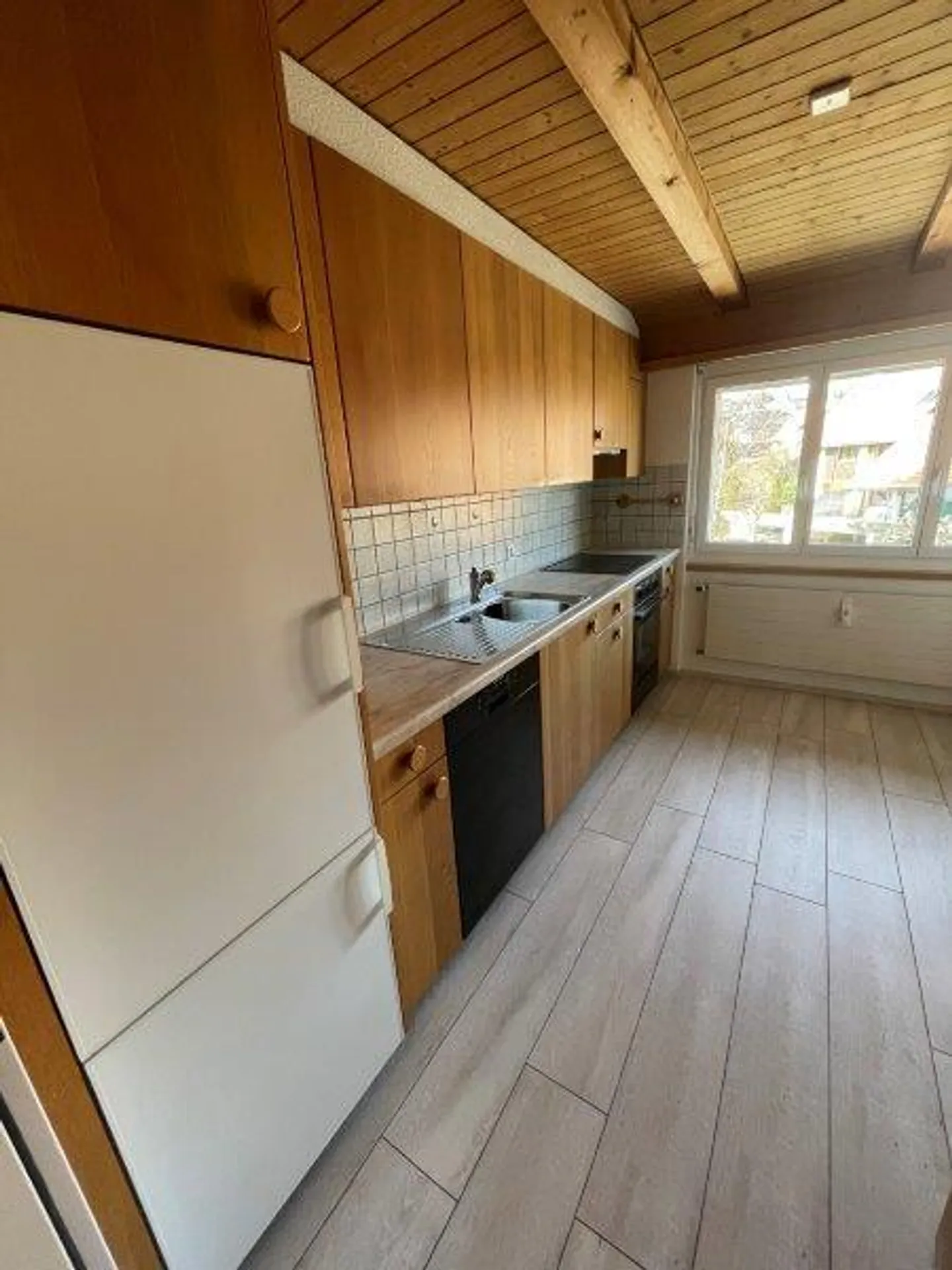 3.5 Zimmer Maisonette-Wohnung mit schöner Bergaussicht - Foto 9 von 13