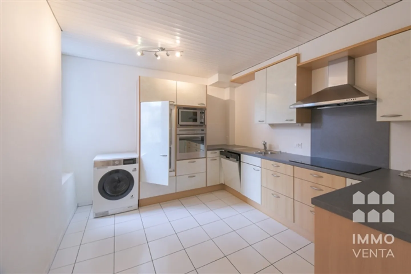 Appartement 4.5 pièces au cœur de la ville - Photo 14 sur 16