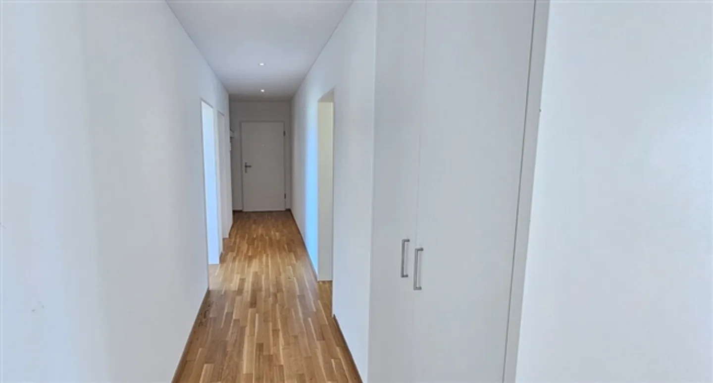 Votre nouveau chez-vous lumineux et spacieux appartement de 4,5 pièces - Photo 6 sur 13