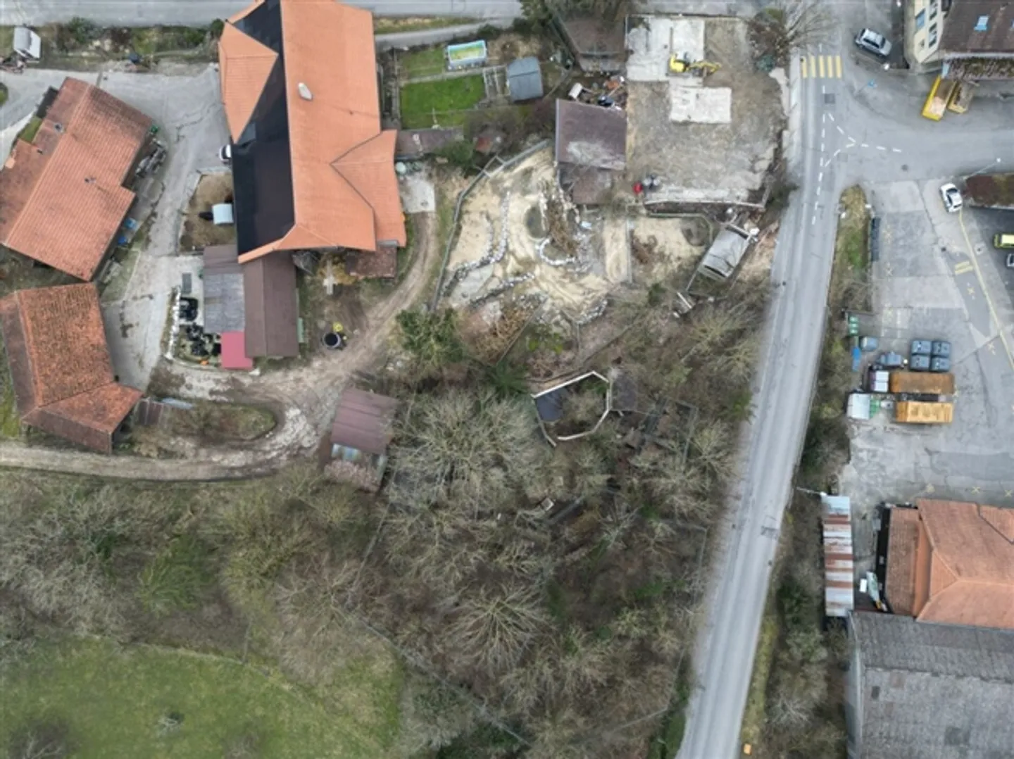 Emplacement calme, fortes possibilités - Terrain à bâtir avec avantages d'assurance - Photo 3 sur 4