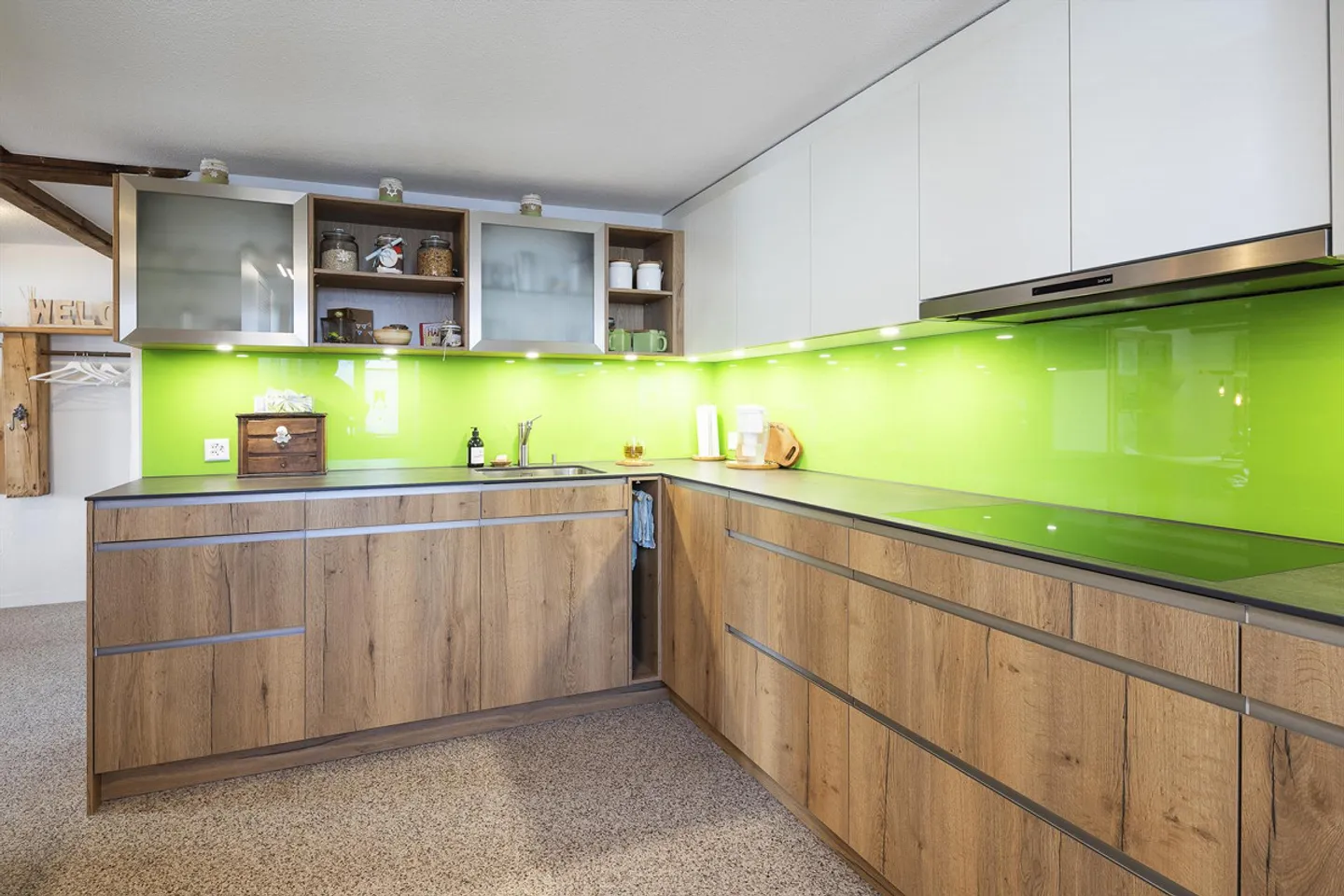 Space miracle with garden and diverse possibilities - Photo 6 of 15