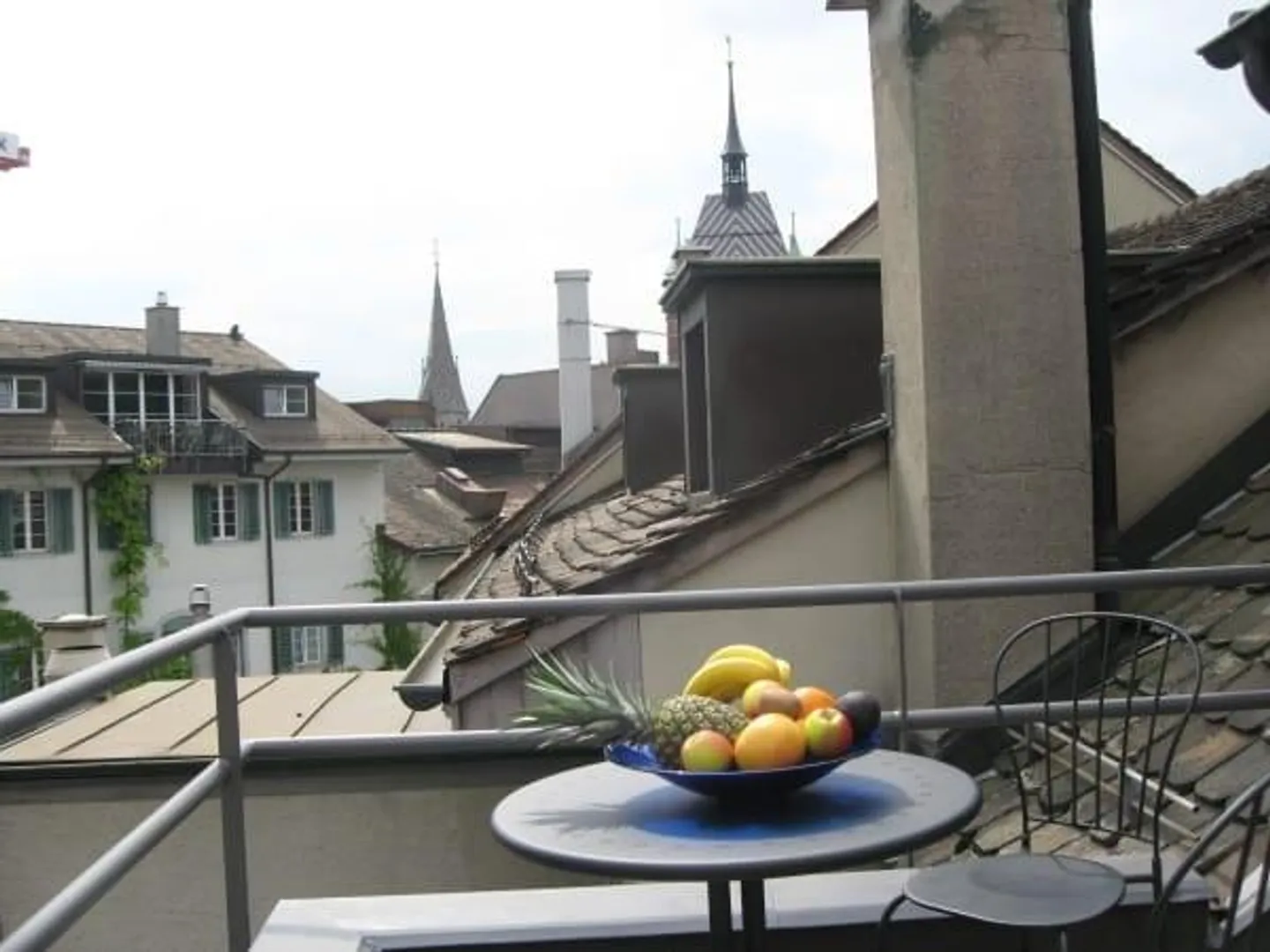Attractive furnished penthouse apartment in the city center - Photo 2 of 9