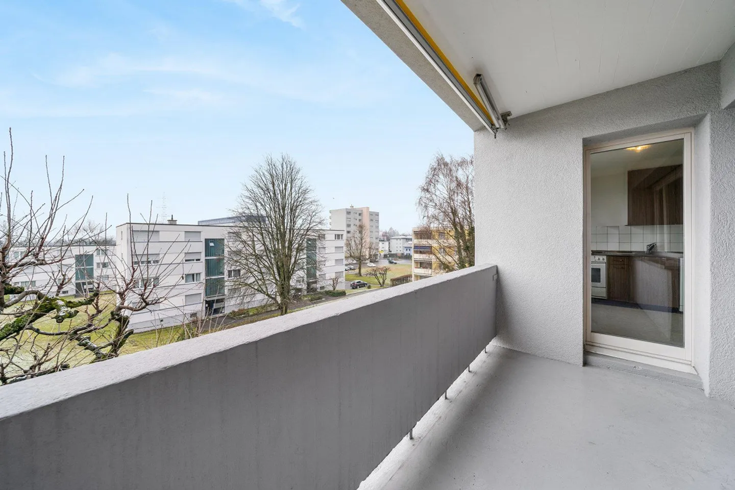 Appartement moderne à Steinhausen - Photo 2 sur 8