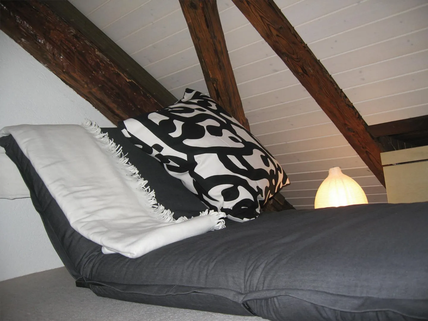 Attractive furnished penthouse apartment in the city center - Photo 7 of 9