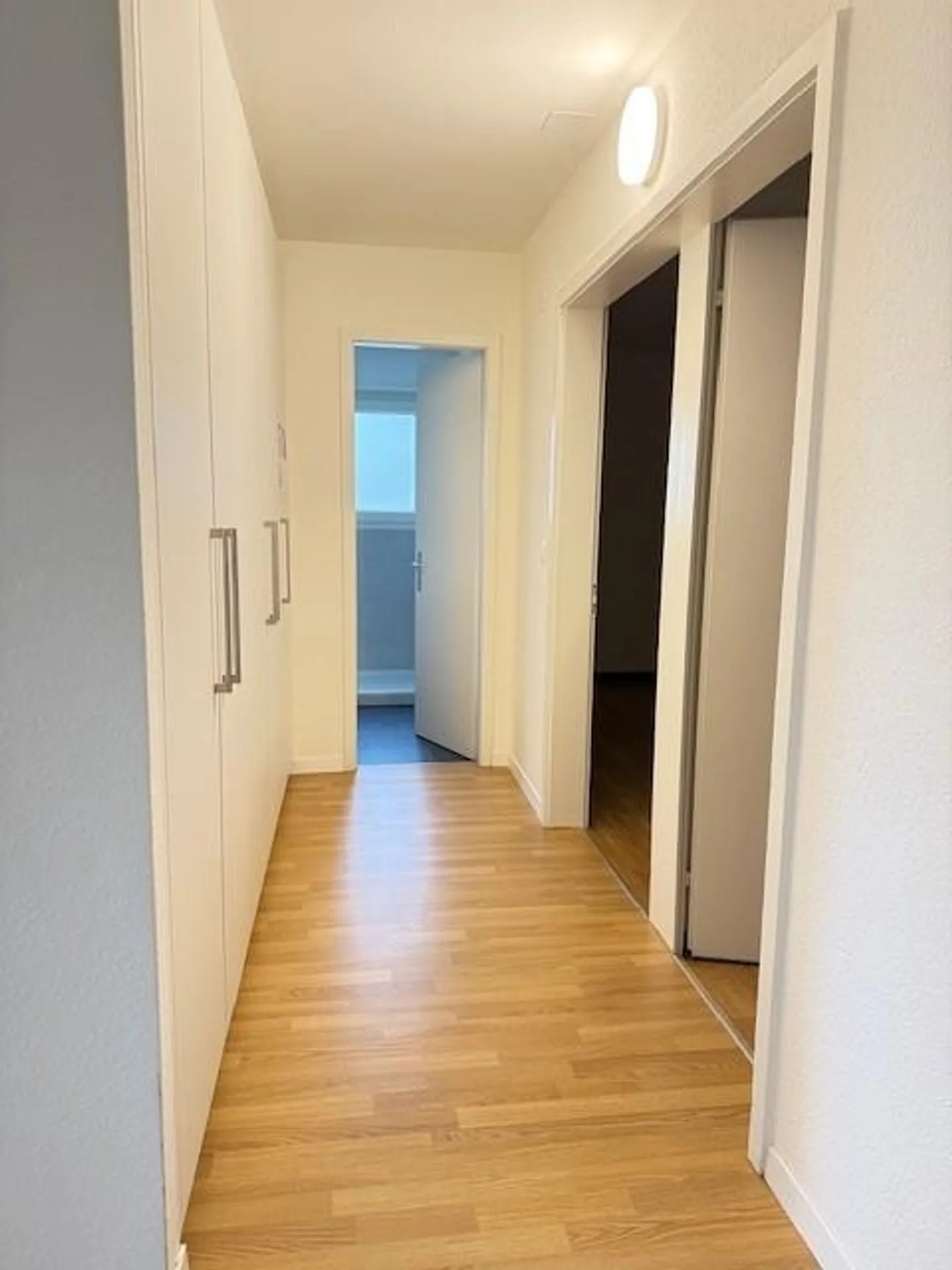 Appartement moderne à Steinhausen - Photo 6 sur 8