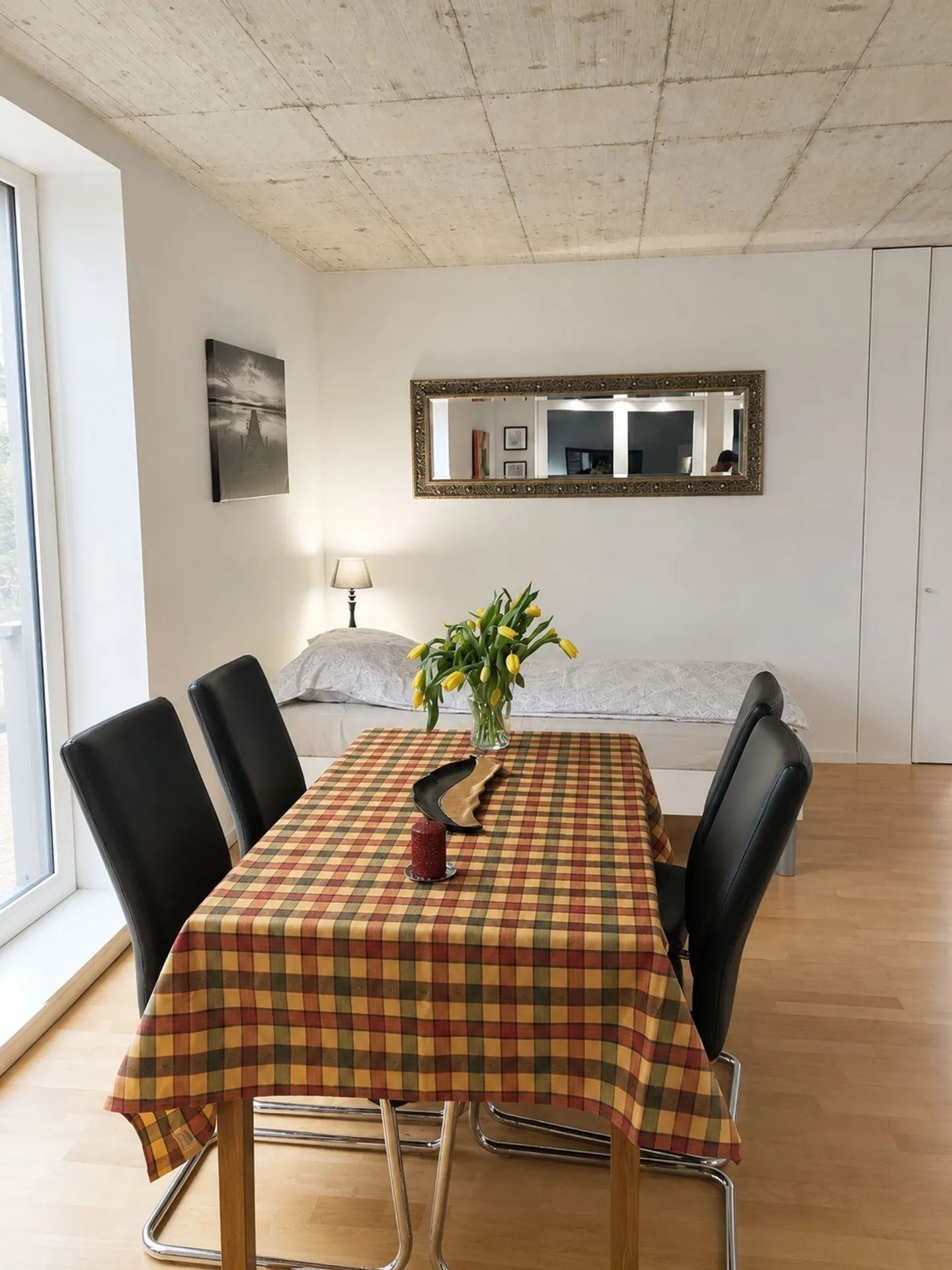 Charming 2.5-Room Apartment - Photo 9 of 13