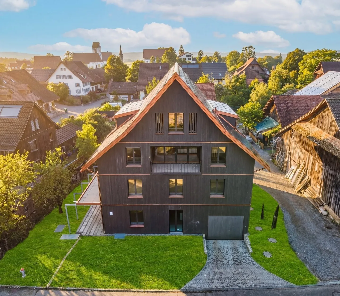 Exclusive 5.5-room maisonette with gallery & loggia – first rental in new building - Photo 1 of 9