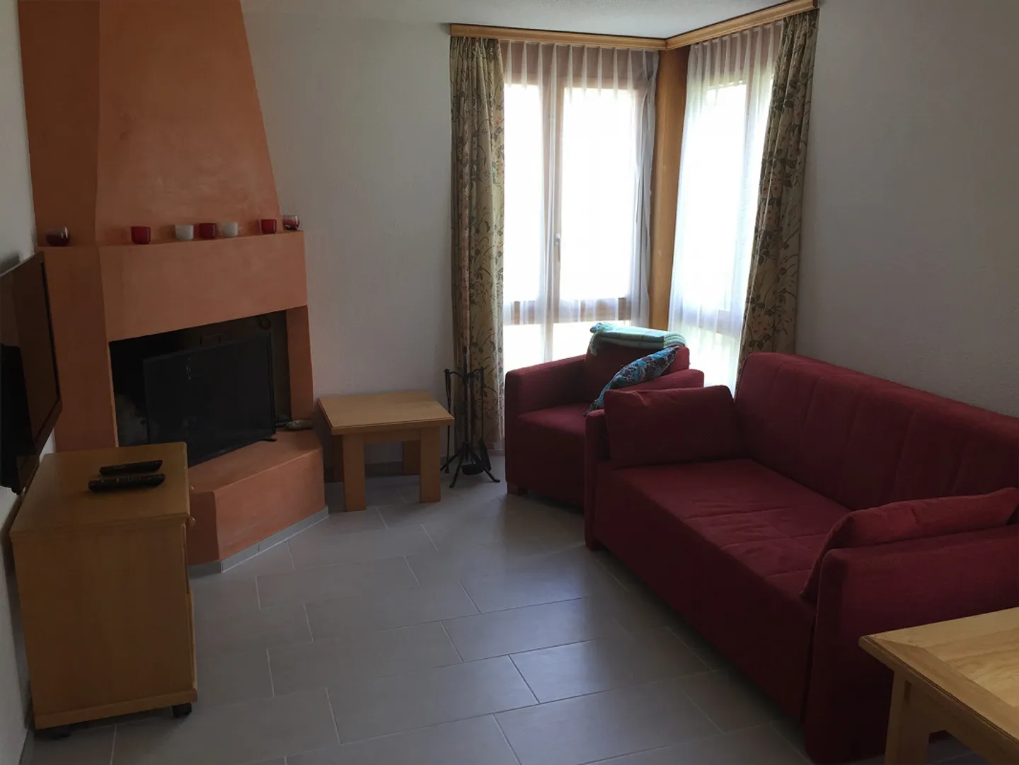 Möblierte Wohnung mit Cheminée - Foto 1 von 18