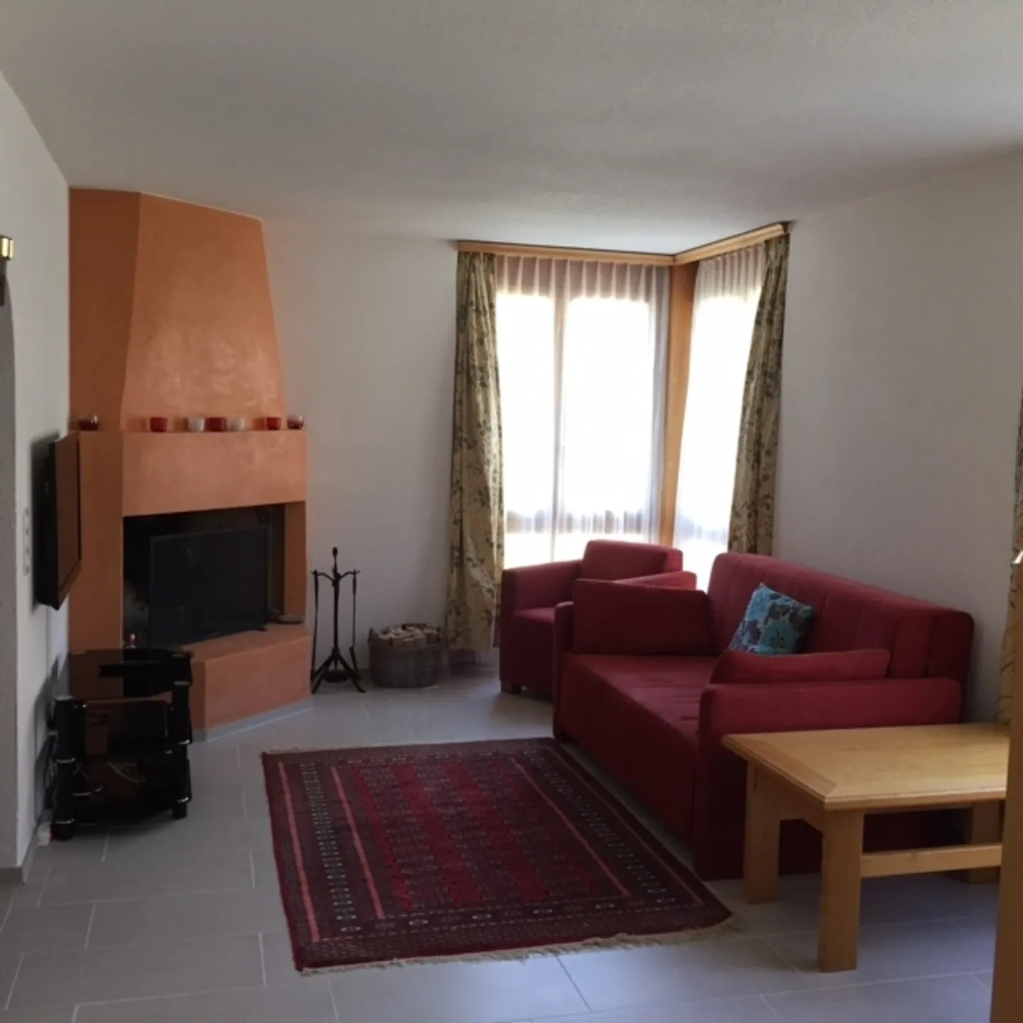 Möblierte Wohnung mit Cheminée - Foto 3 von 18