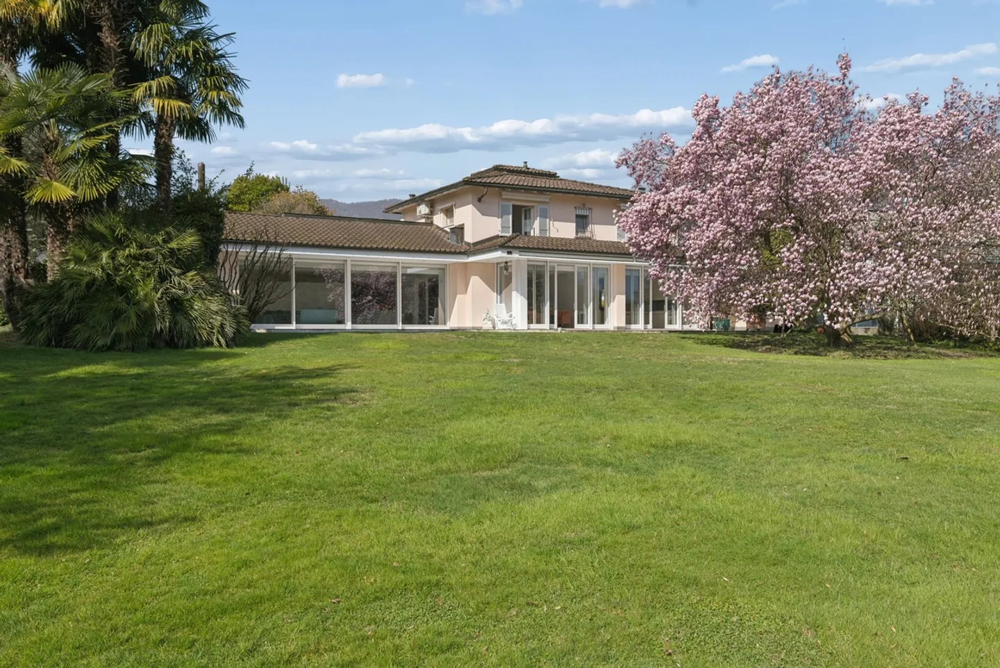 Villa Magnolia: Wunderschöne Villa am See in Magliaso - Foto 8 von 21