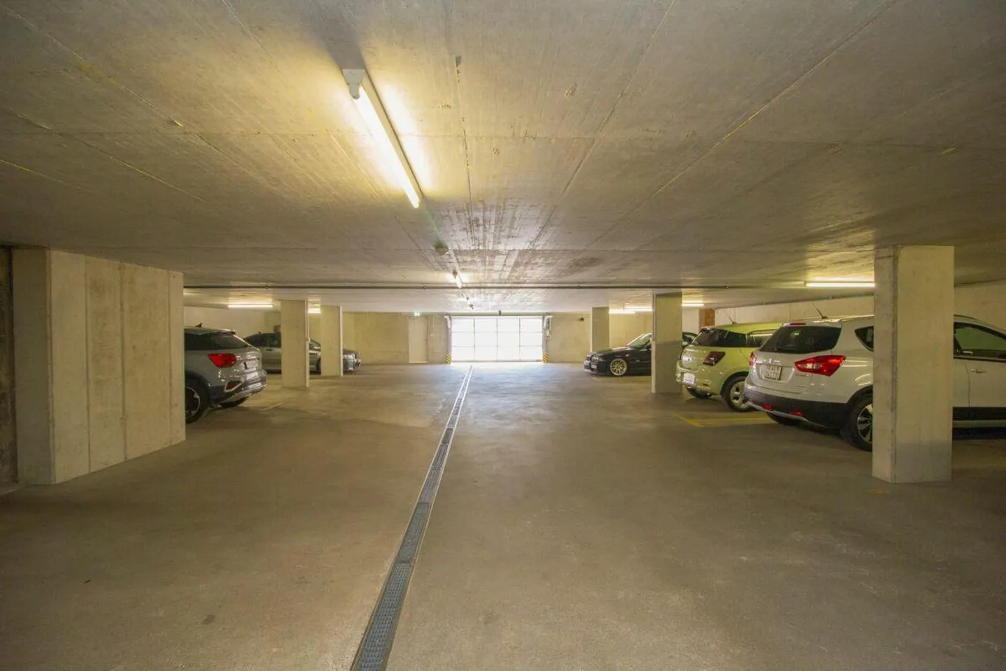 Central living with plenty of space - Photo 17 of 21