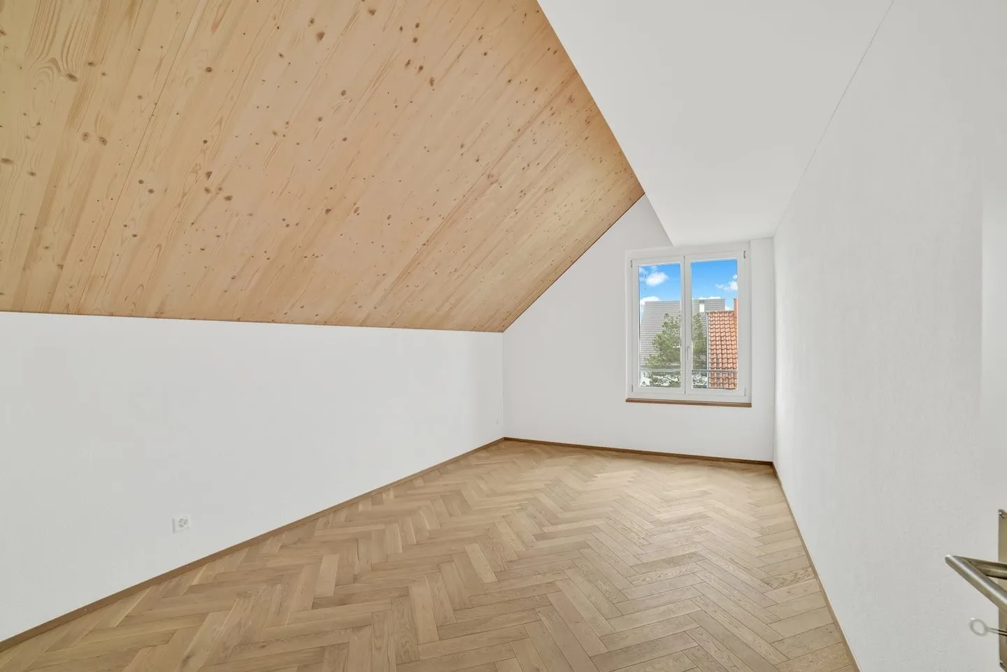Exclusive 5.5-room maisonette with gallery & loggia – first rental in new building - Photo 7 of 9