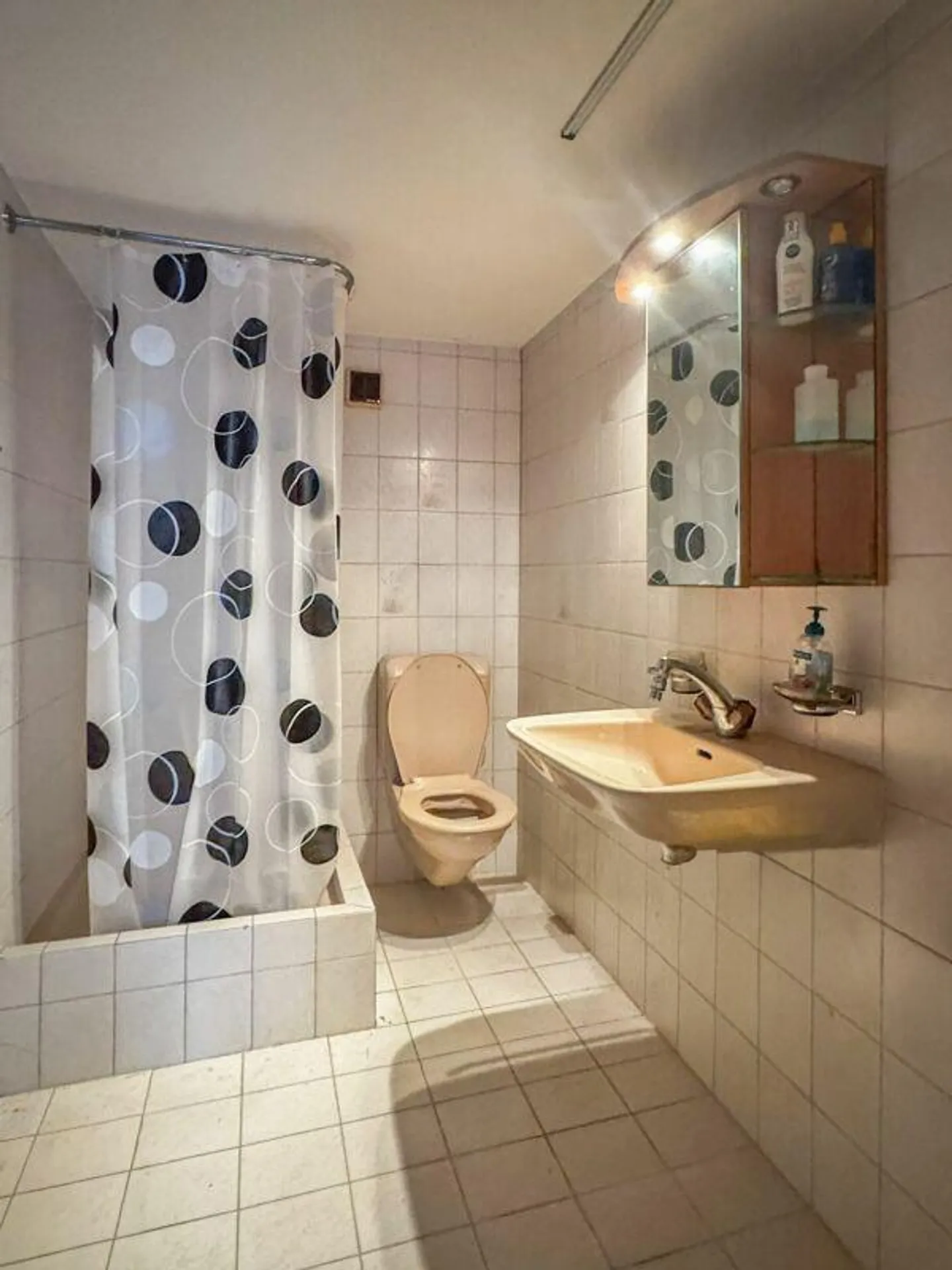 Charmante Wohnung in Wittenbach - Foto 4 von 4