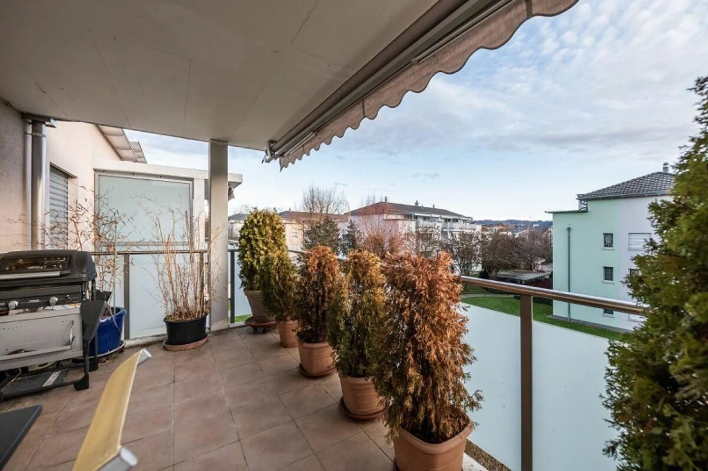 Casa accogliente con balcone e vista sul verde - Foto 2 di 7