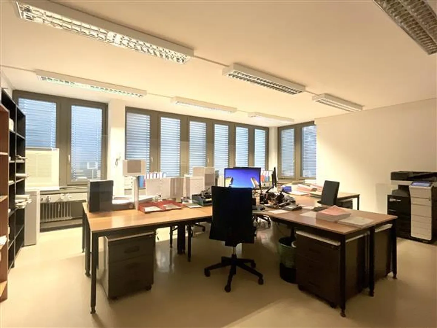 Viganello: Ufficio 8 locali - Foto 2 di 9