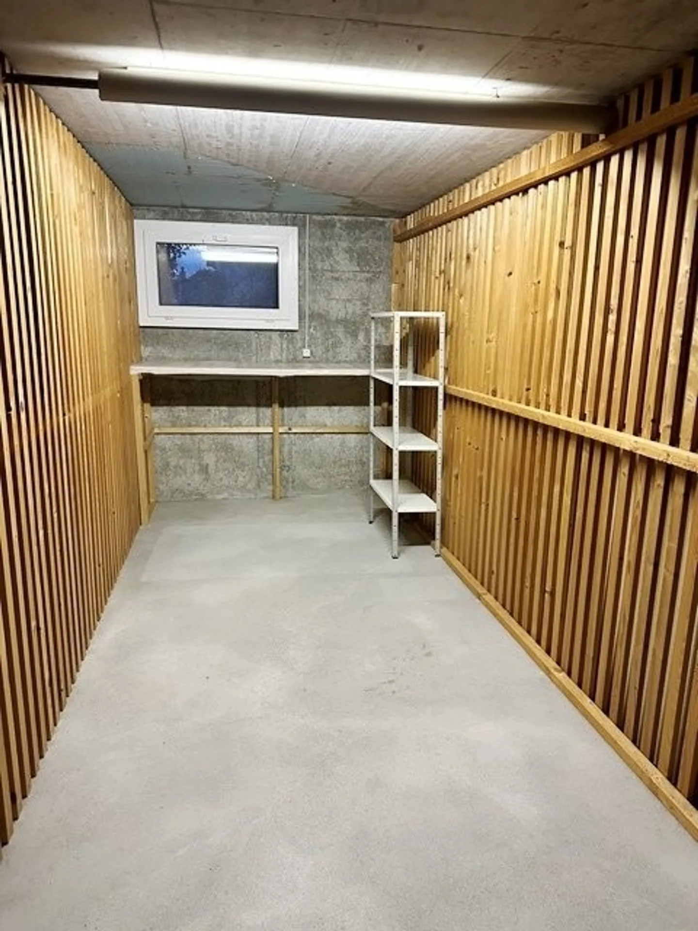 Deposit - Photo 3 of 3