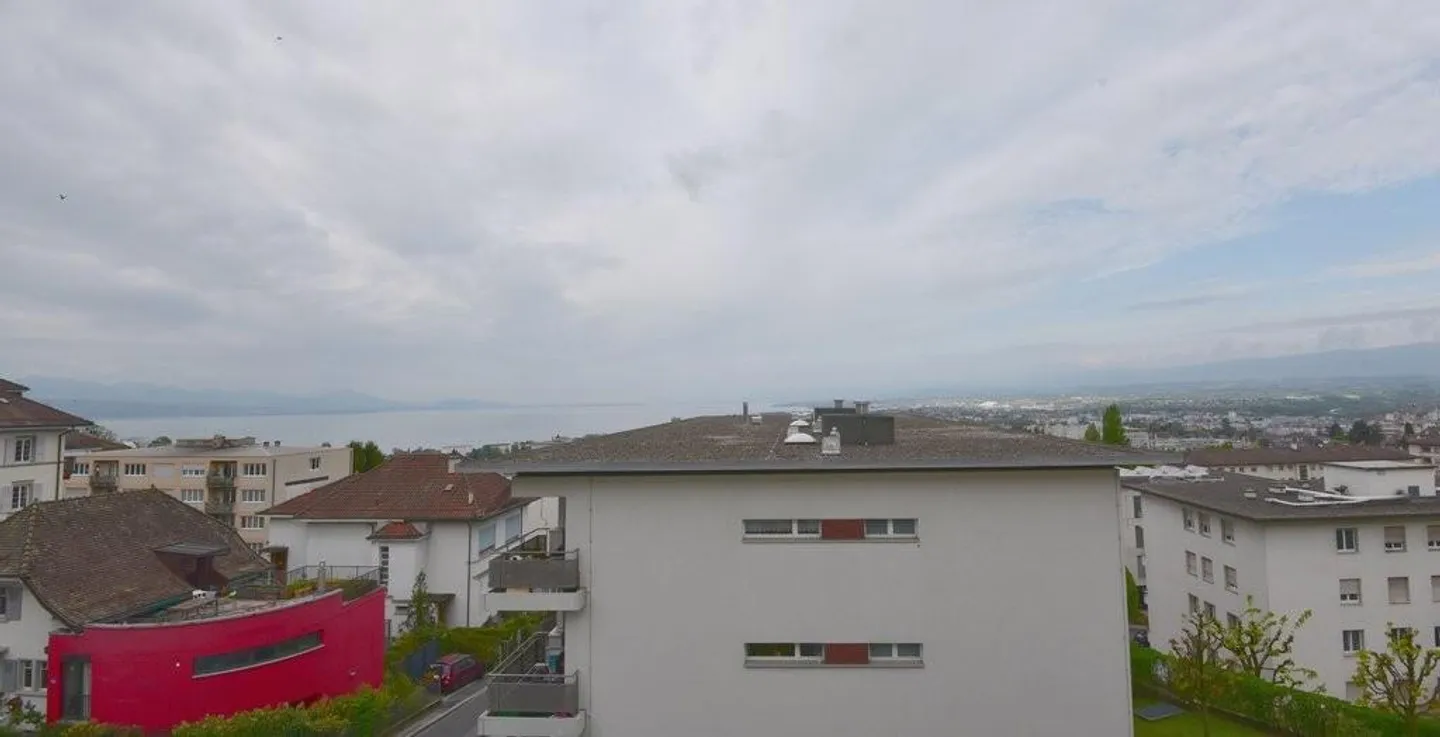 3 room apartment with lake view - Photo 1 of 11