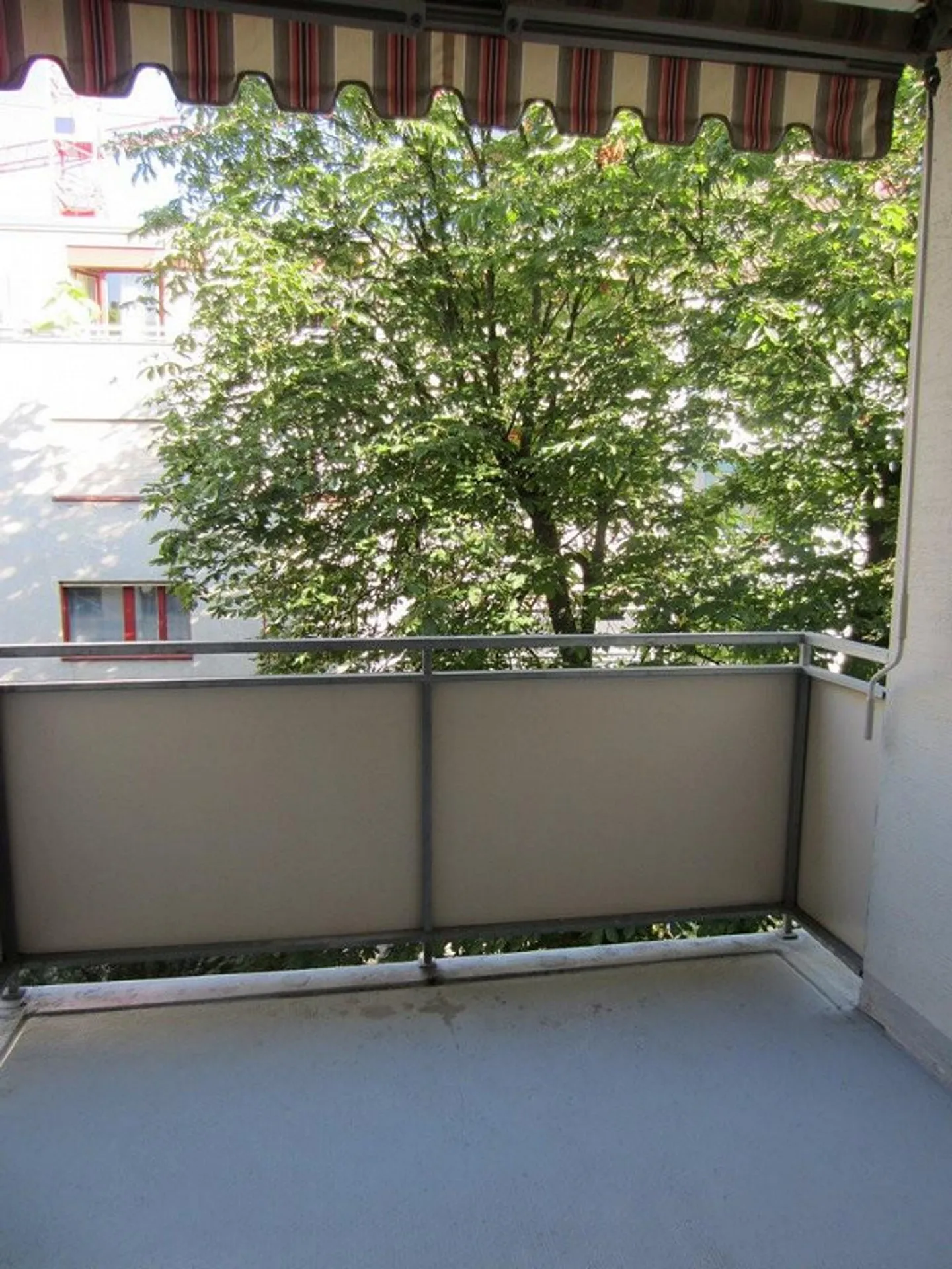 Beautiful 4-room apartment near Basel SBB station - Photo 5 of 7
