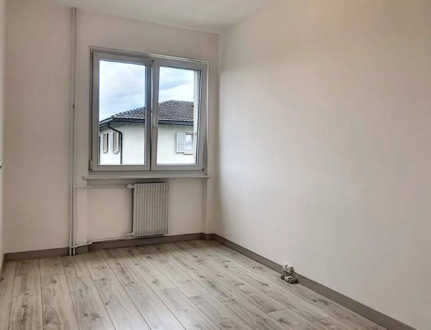 Appartement lumineux avec balcon, actuellement loué, dans un quartier calme - Photo 4 sur 6