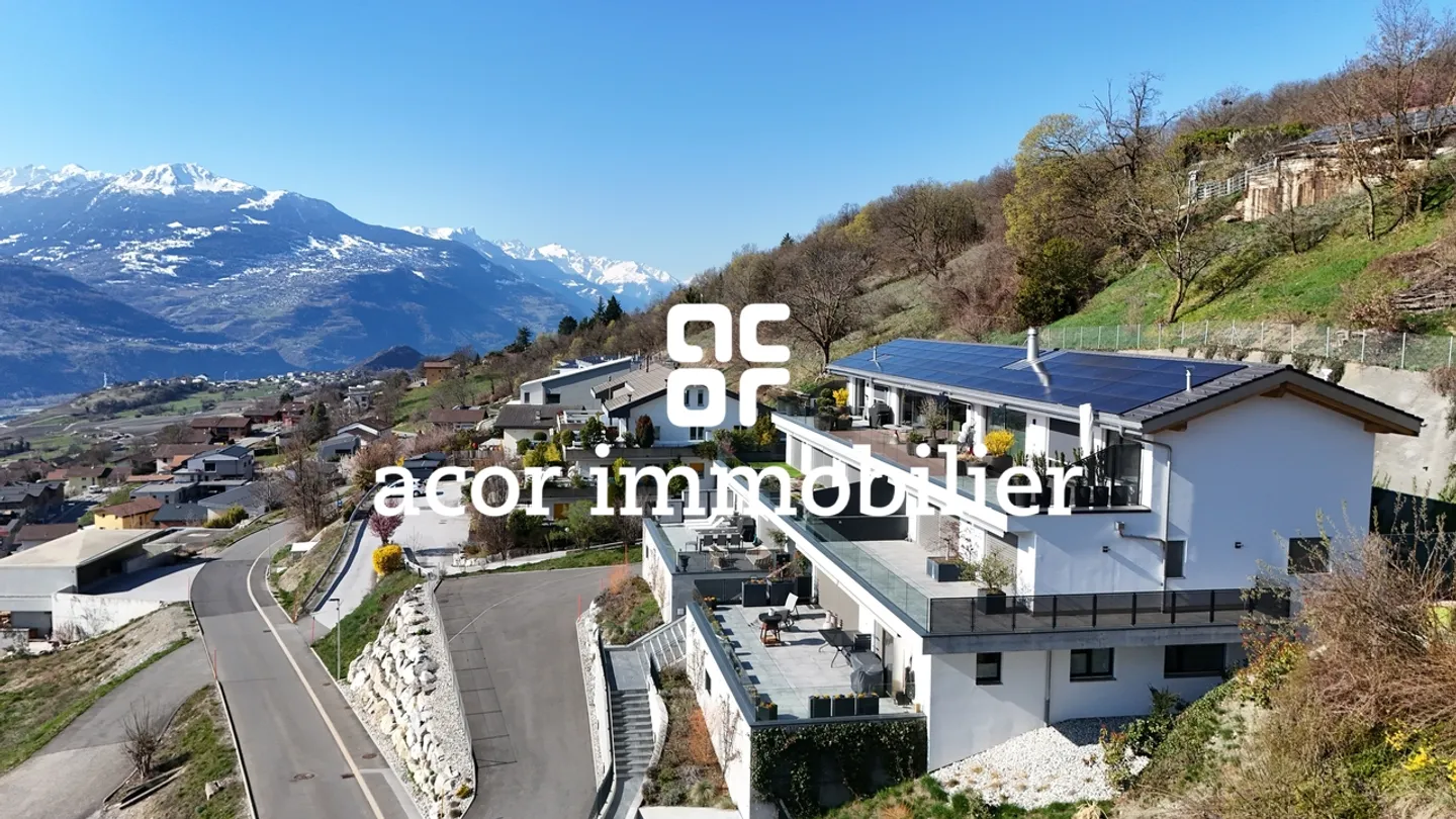 Magnificent luxury apartment with stunning views in Savièse! - Photo 8 of 9