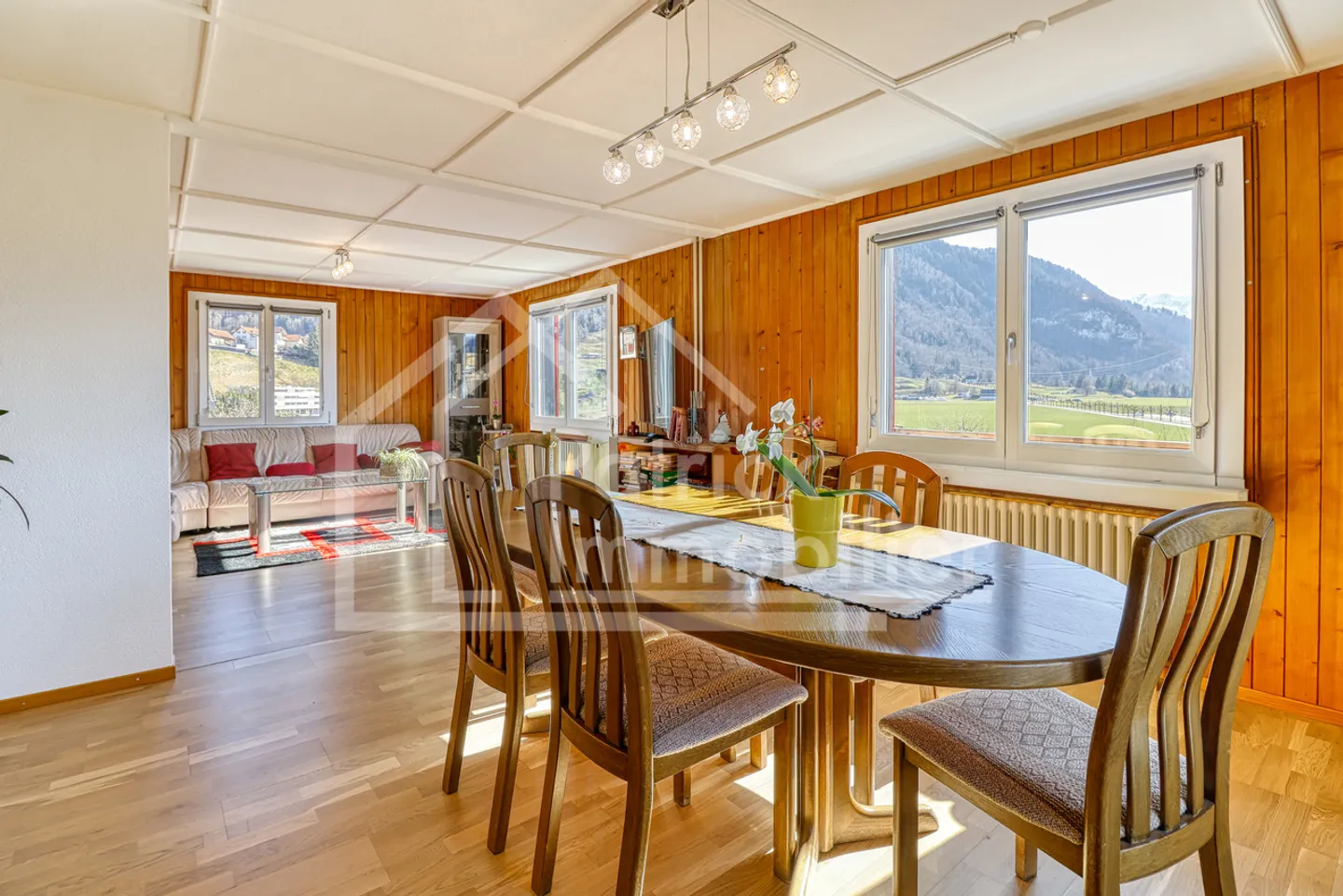 Individual chalet 4.5 rooms with panoramic view of the Pre-Alps - Photo 5 of 13