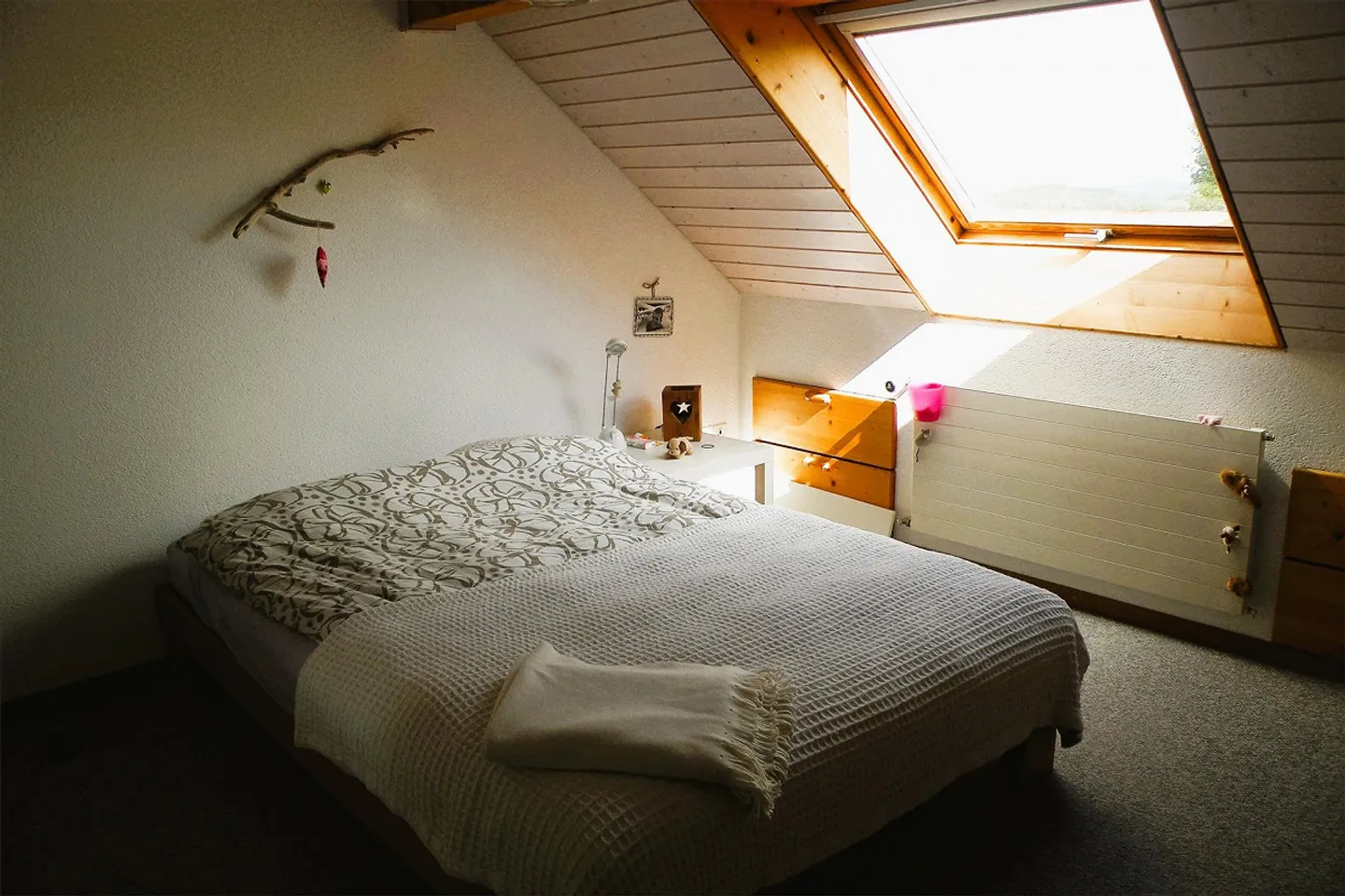 Charmante Dachwohnung auf Bauernhof - Foto 5 von 11