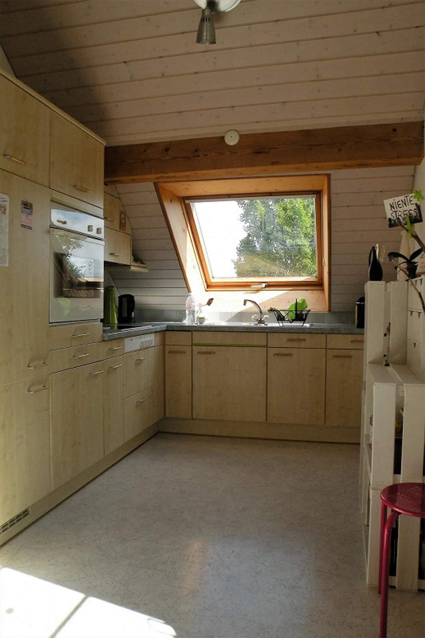 Charmante Dachwohnung auf Bauernhof - Foto 8 von 11