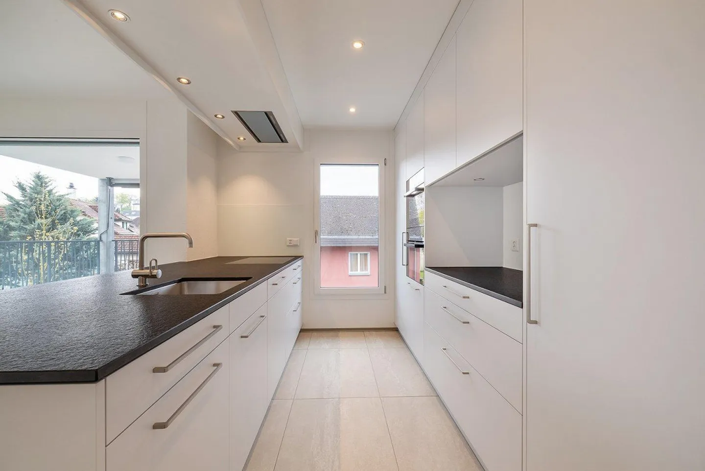 Appartamento moderno con finiture di alta qualità - Foto 3 di 13